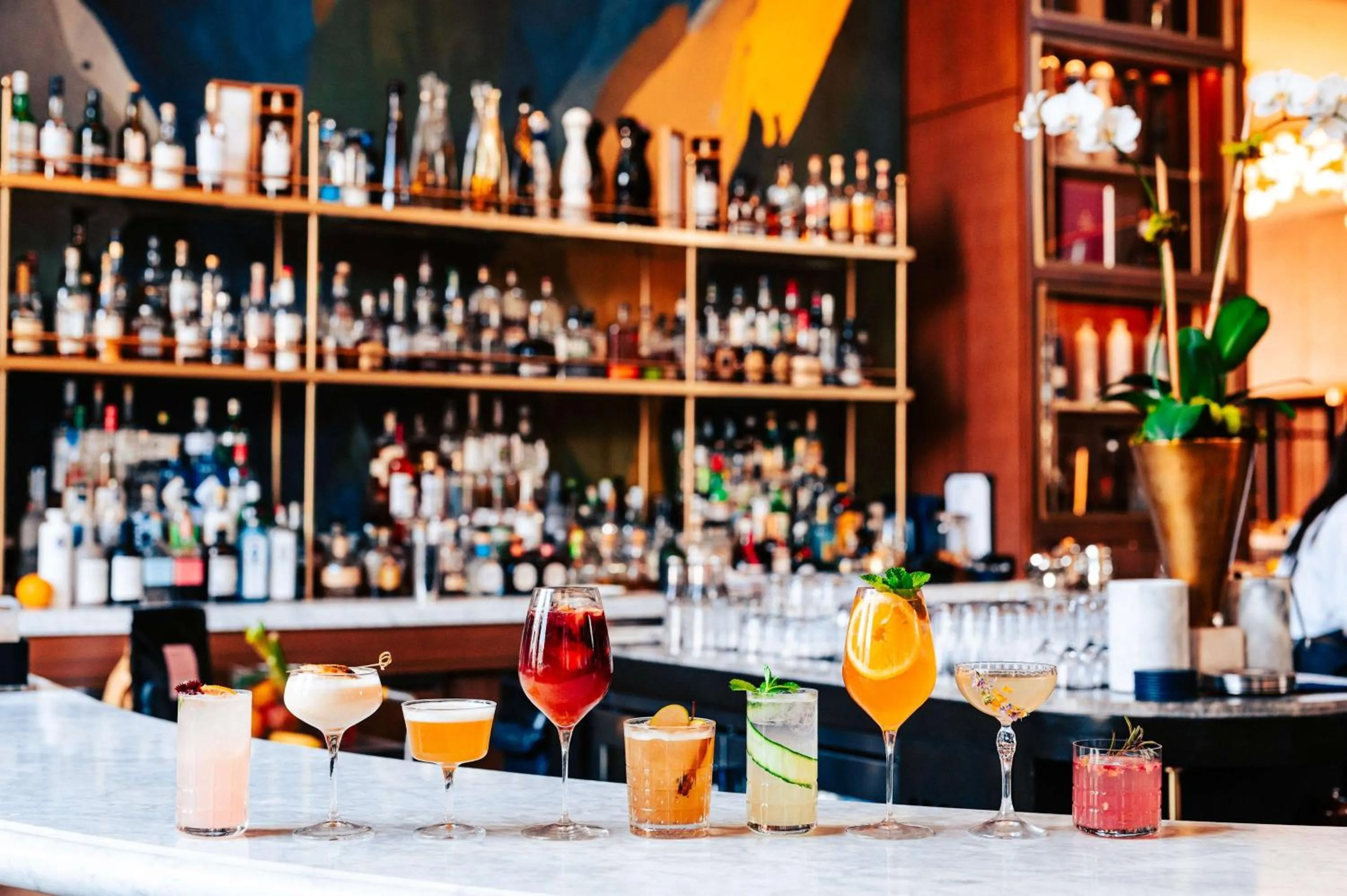 Dining area in Conrad Nashville