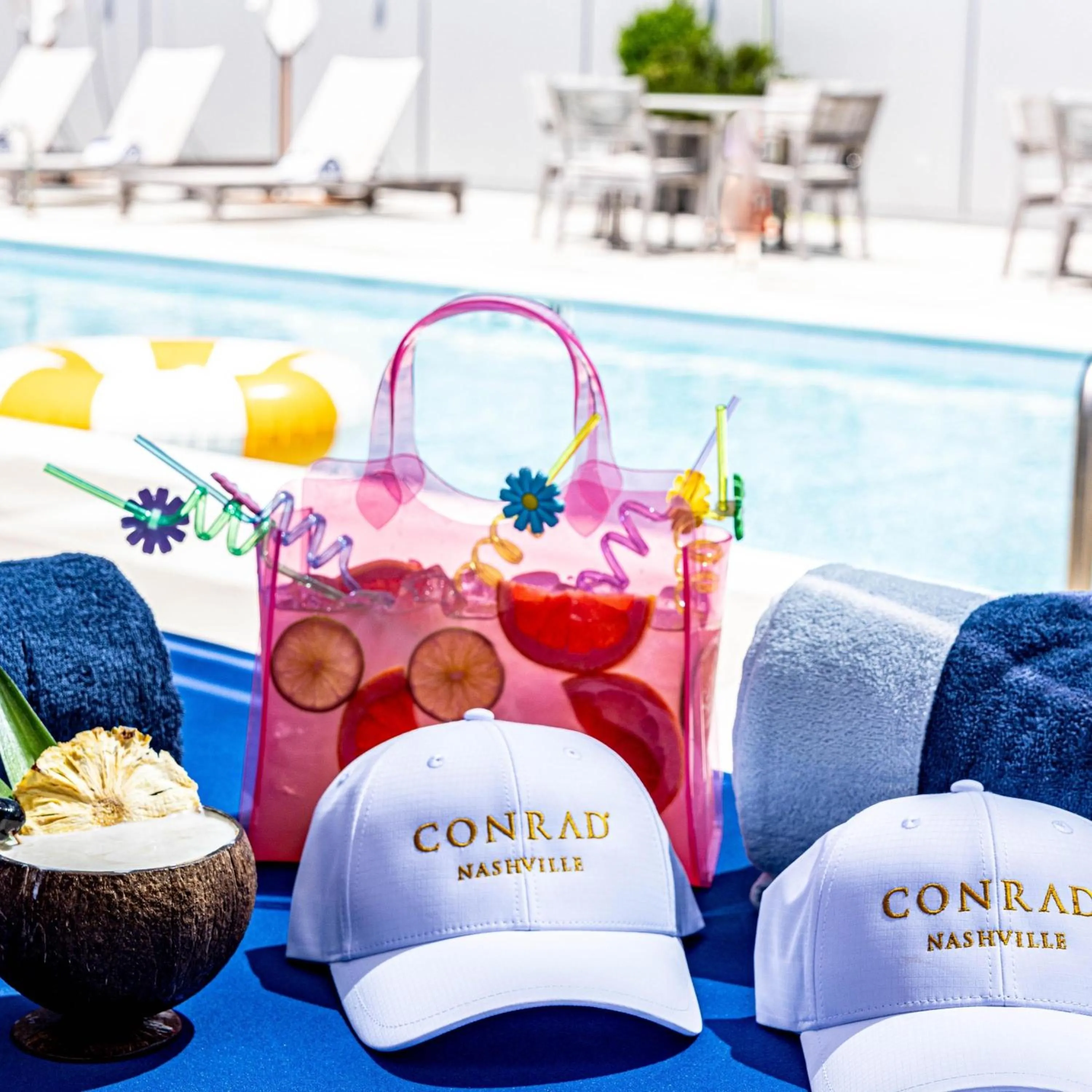 Dining area in Conrad Nashville