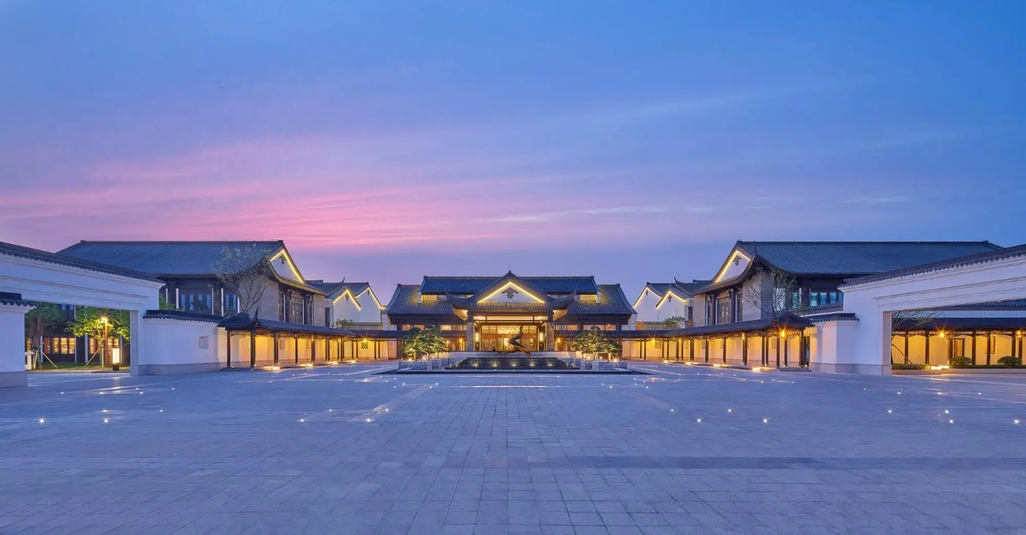 Property building in Doubletree By Hilton Yancheng Dayangwan Property building in Doubletree By Hilton Yancheng Dayangwan