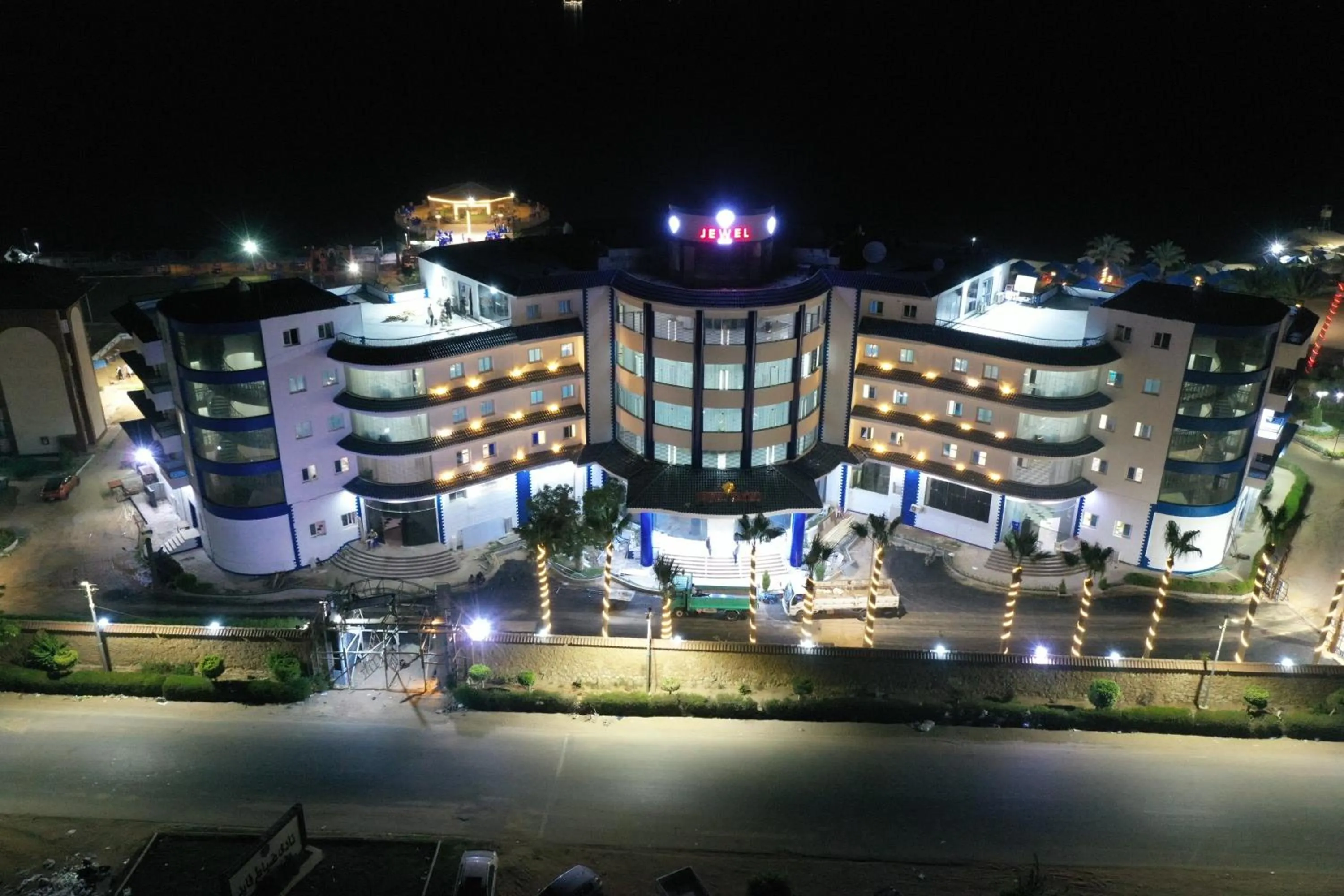 Neighbourhood in Jewel Fayed Hotel