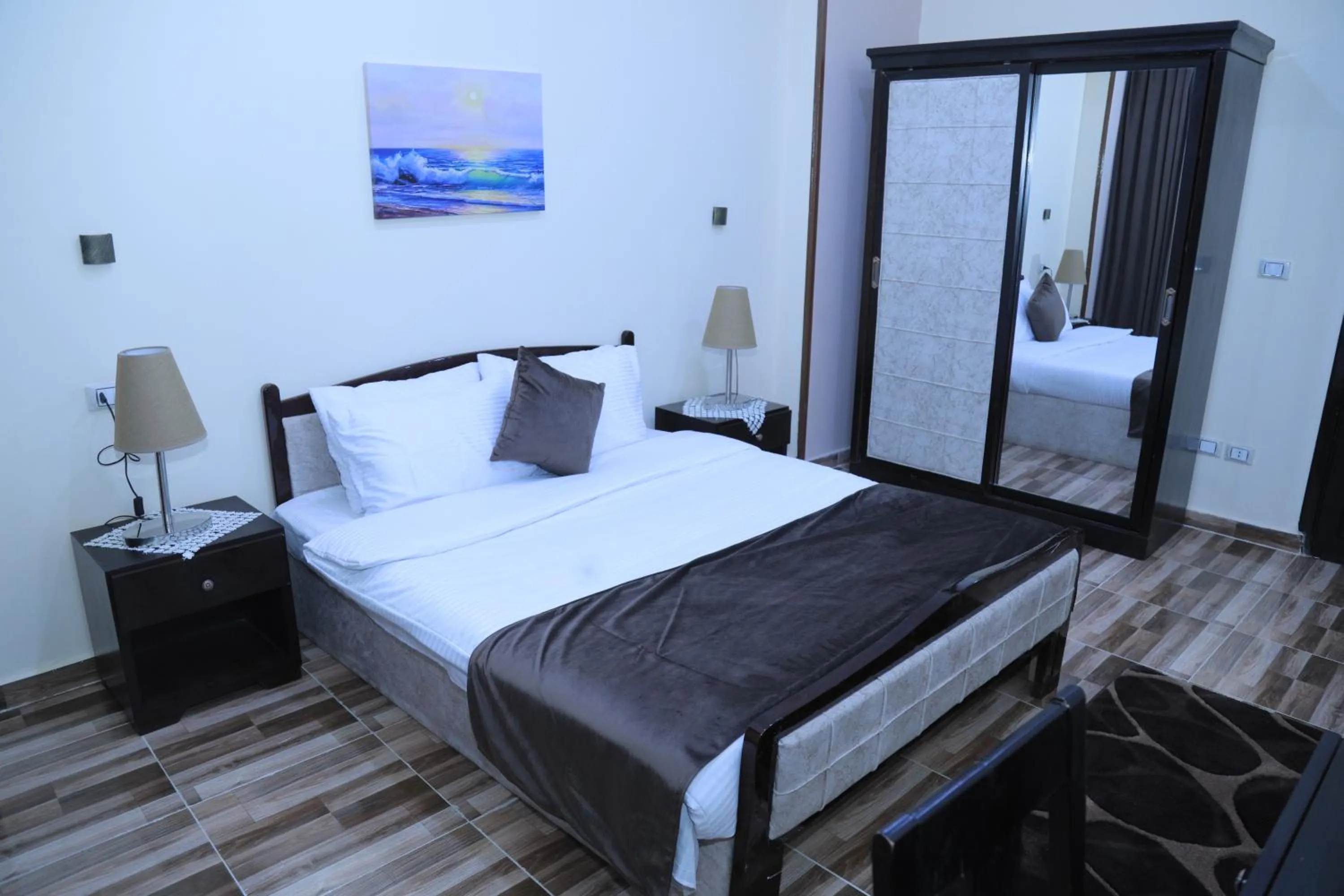 Photo of the whole room in Jewel Fayed Hotel