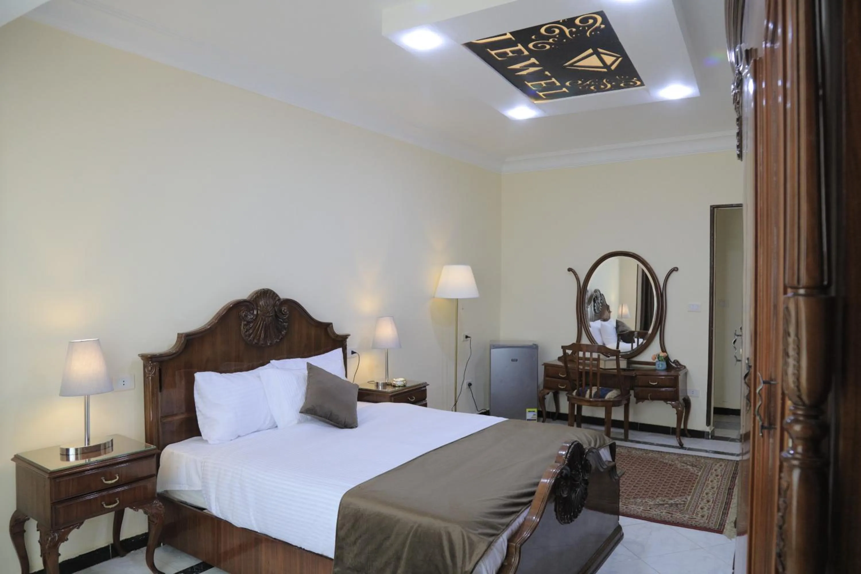 Bed in Jewel Fayed Hotel