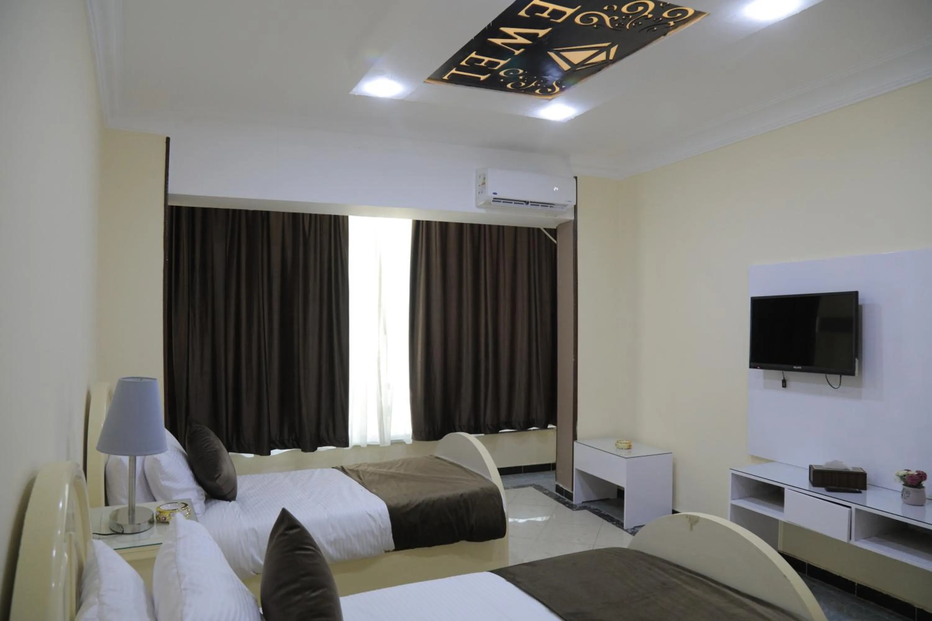 TV and multimedia in Jewel Fayed Hotel