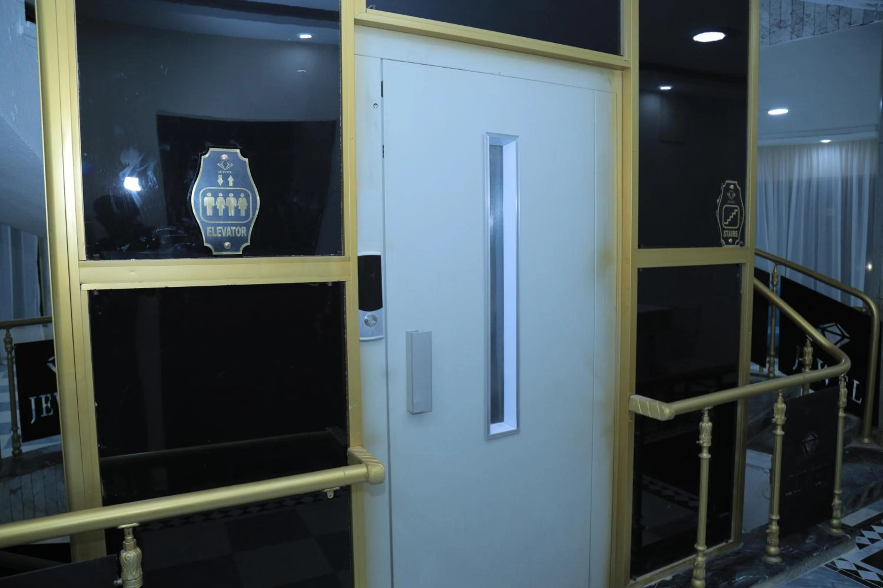 elevator in Jewel Fayed Hotel
