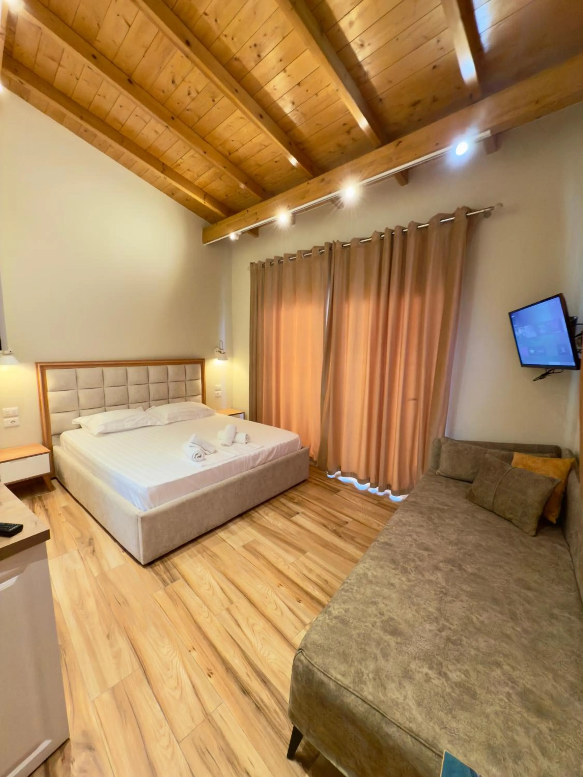 Bed in Arial Penthouse Suites