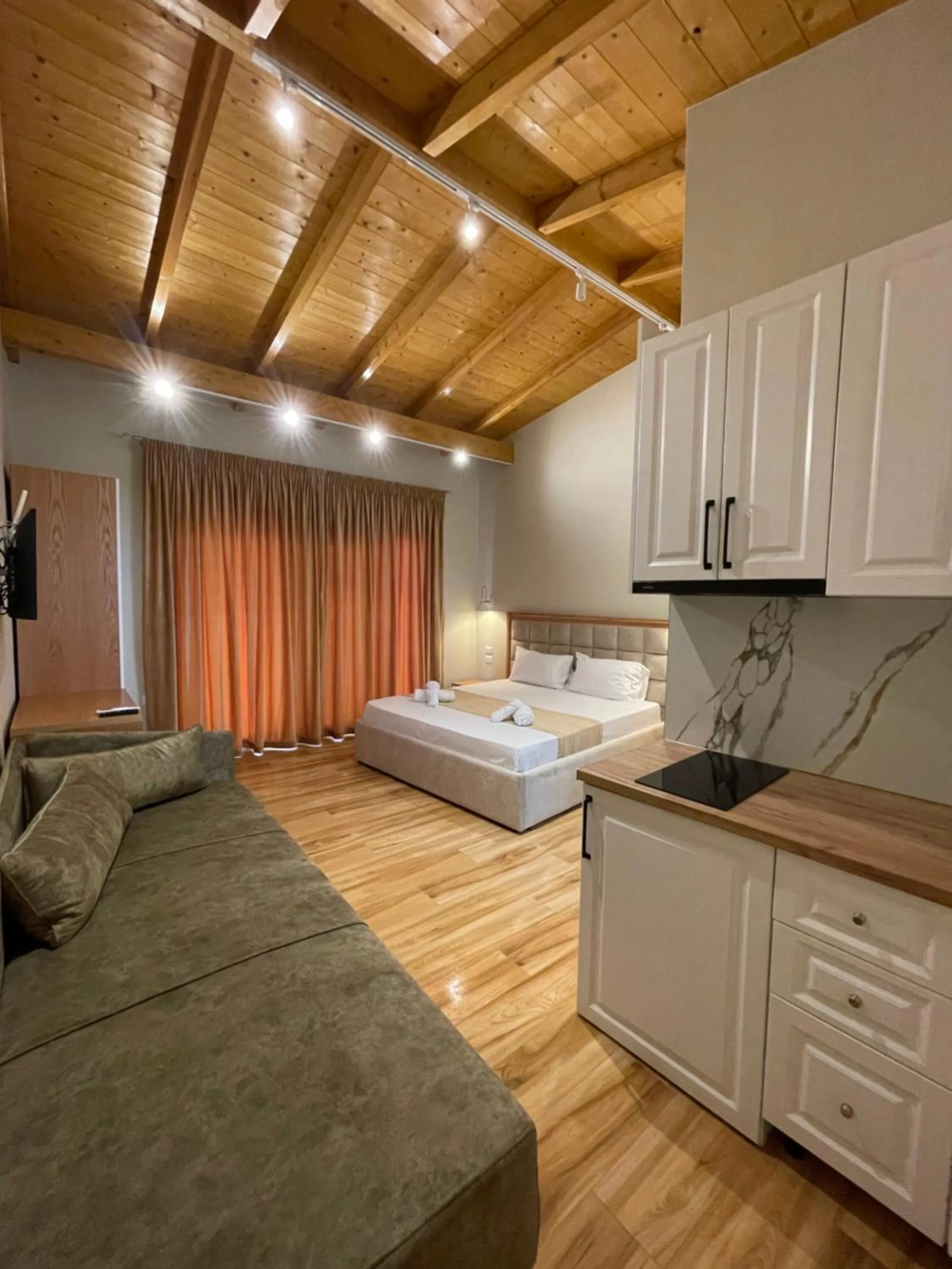 Bed in Arial Penthouse Suites