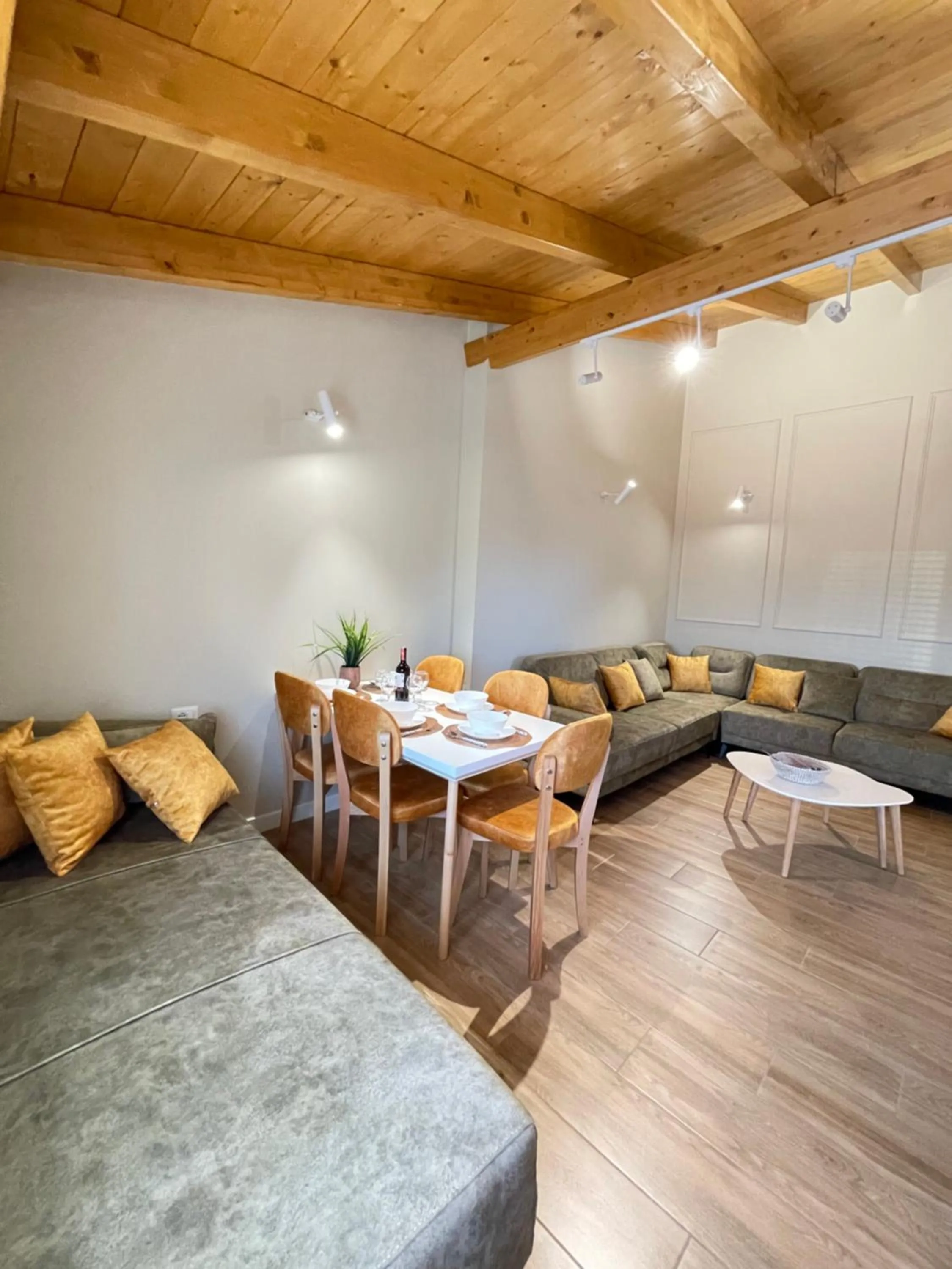 Bed in Arial Penthouse Suites