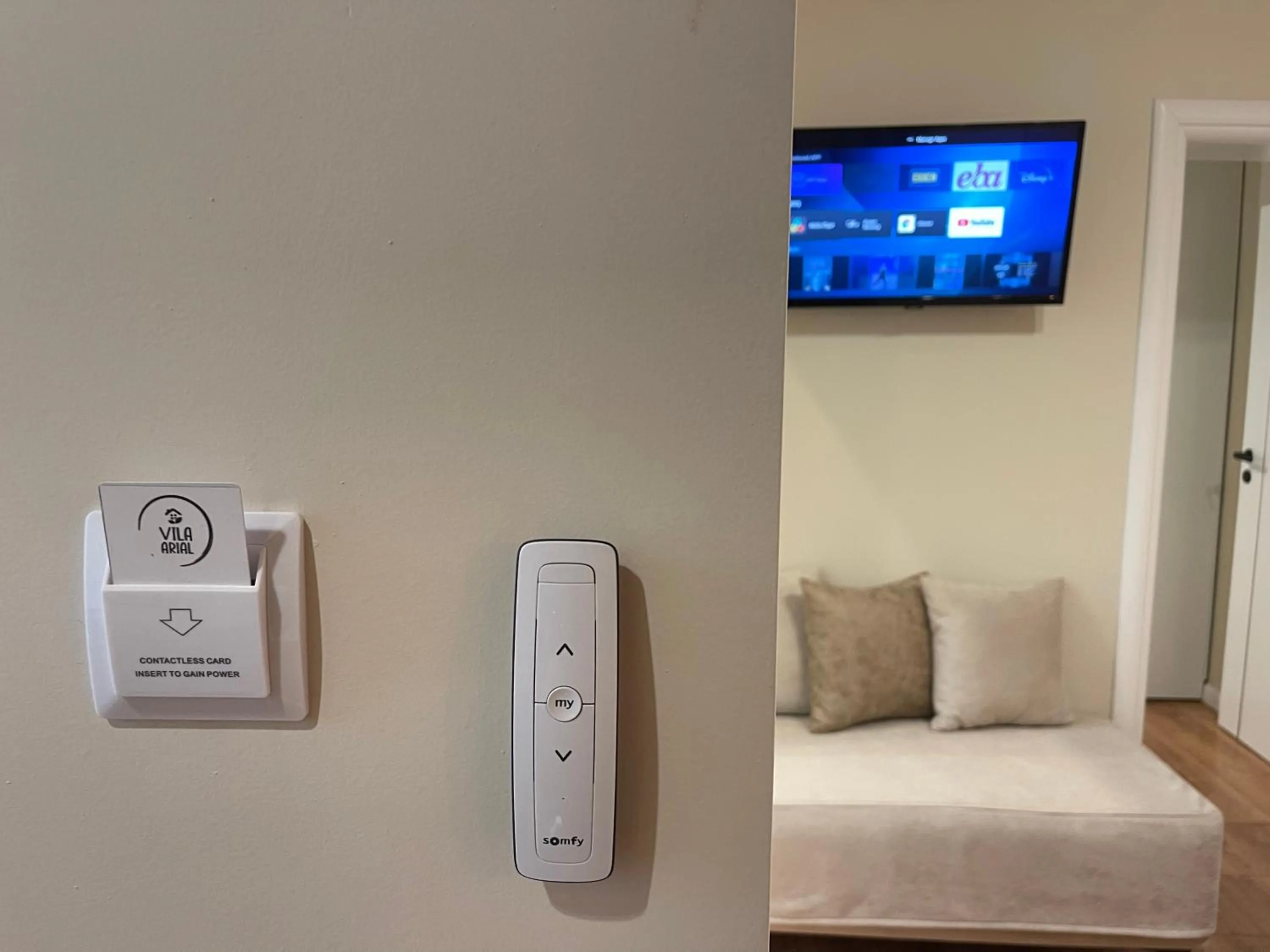 Bed in Arial Penthouse Suites