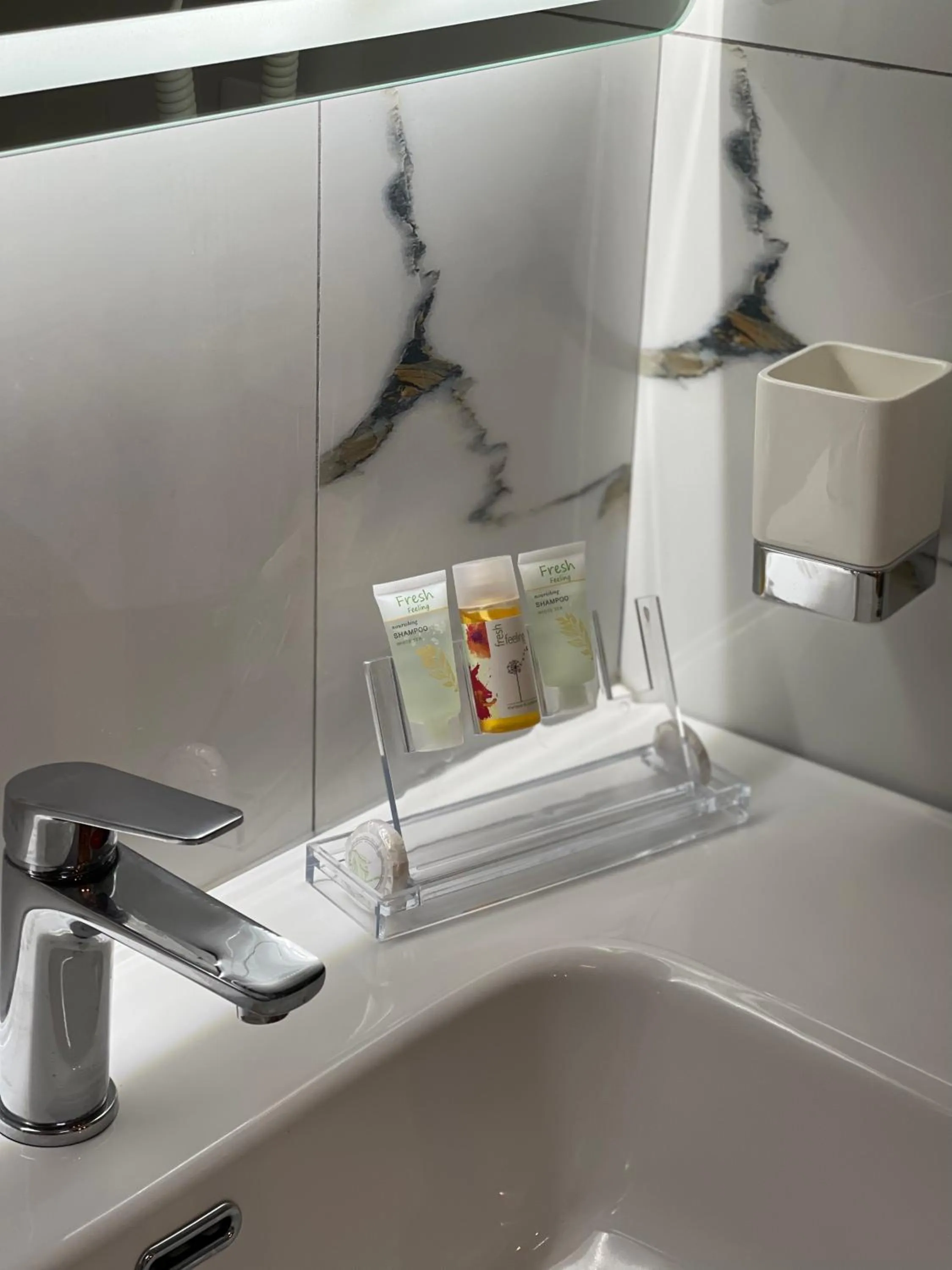 Bathroom in Arial Penthouse Suites