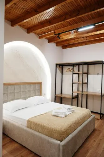 Arial Penthouse Suites