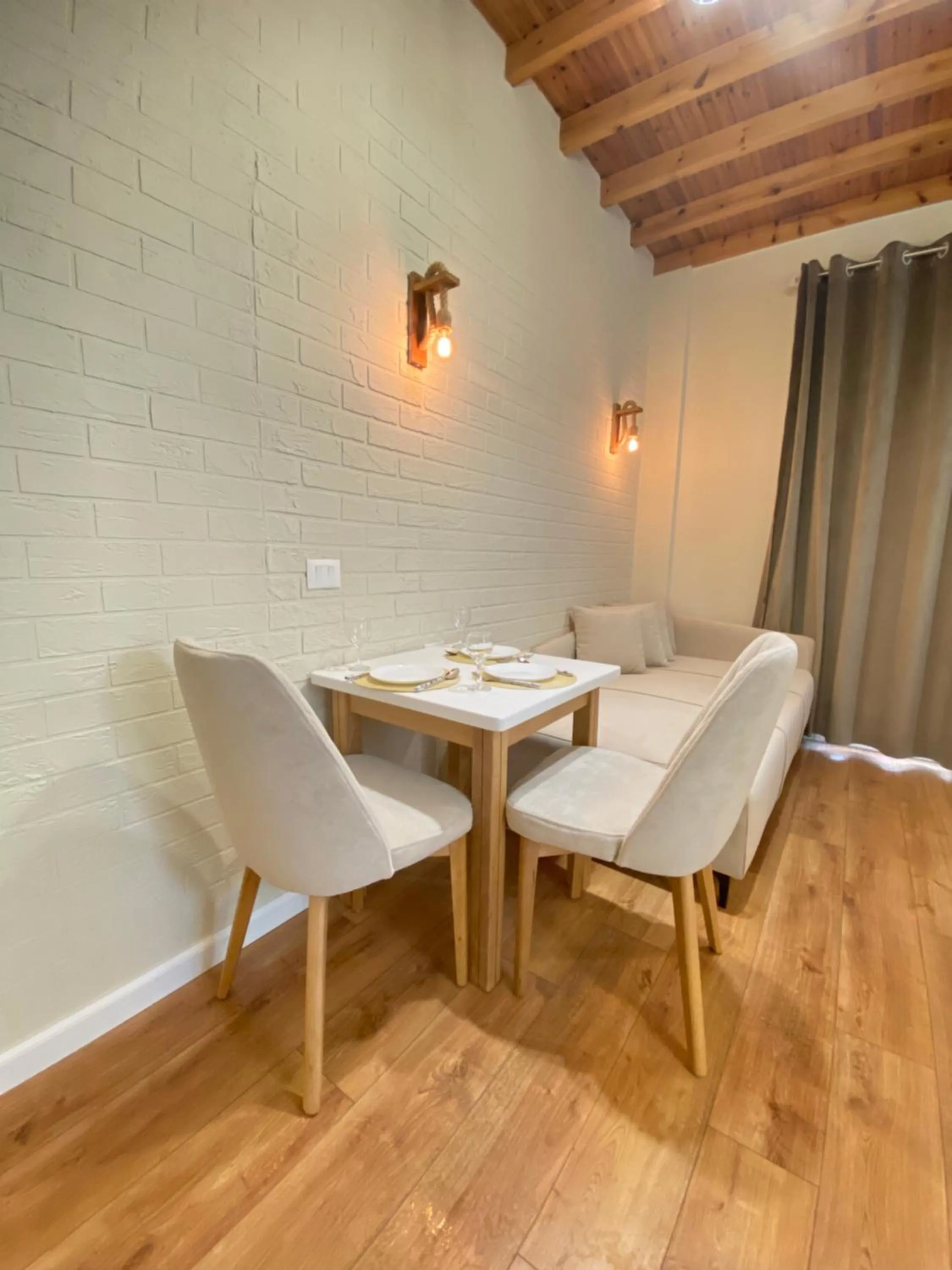 Living room in Arial Penthouse Suites