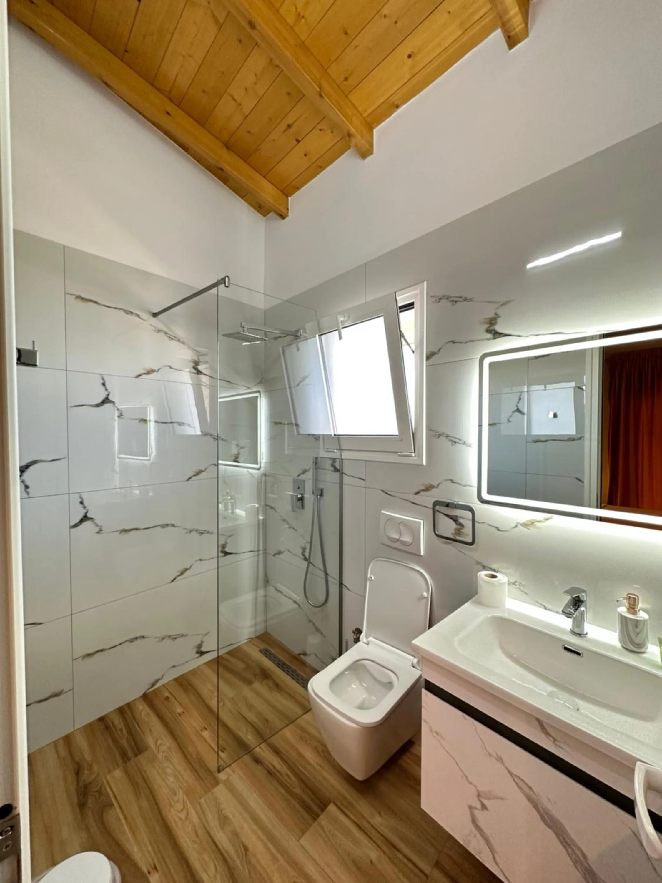 Shower in Arial Penthouse Suites