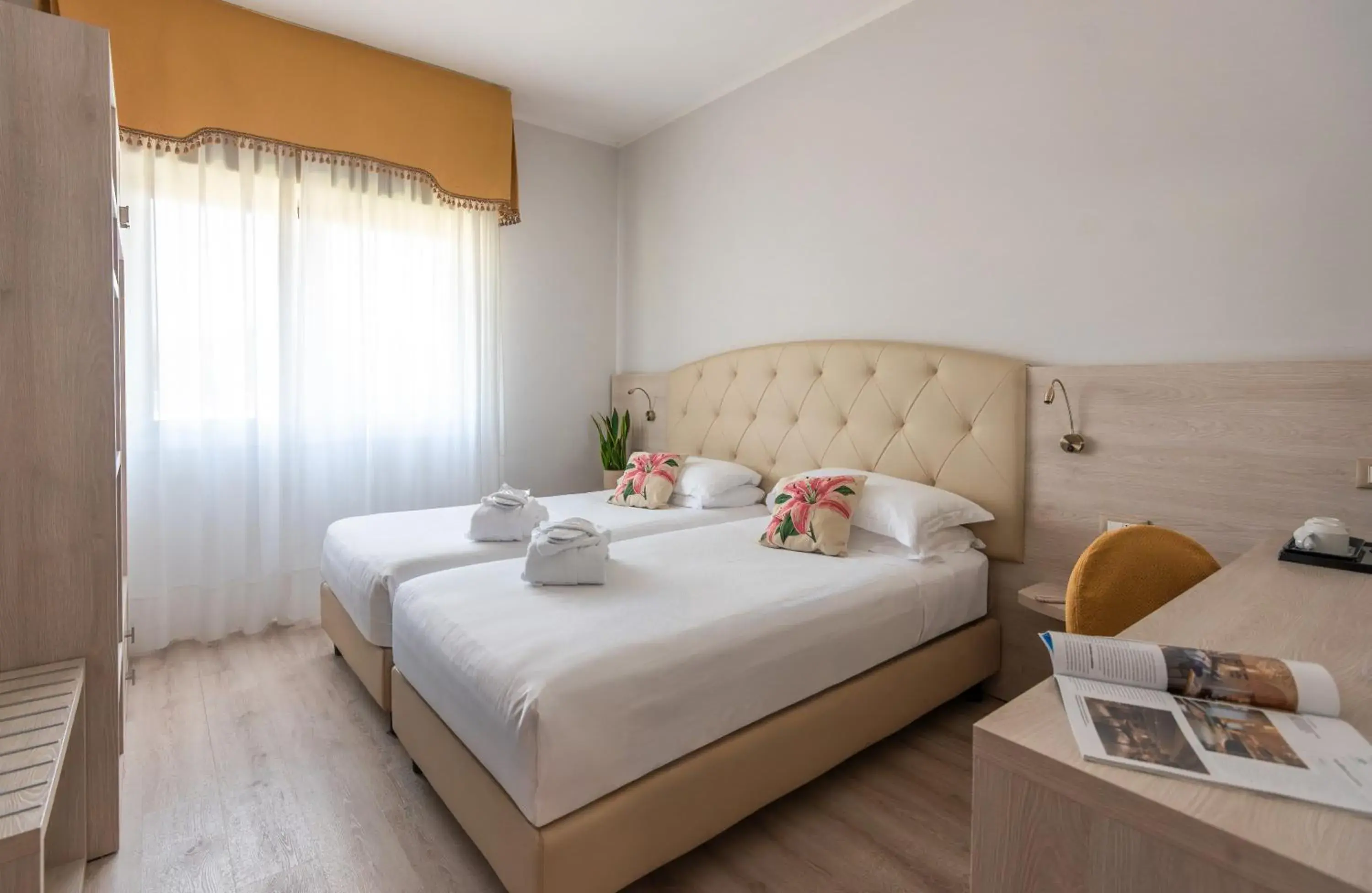 Superior Twin Room in Hotel Castello Artemide Congressi Superior Twin Room in Hotel Castello Artemide Congressi