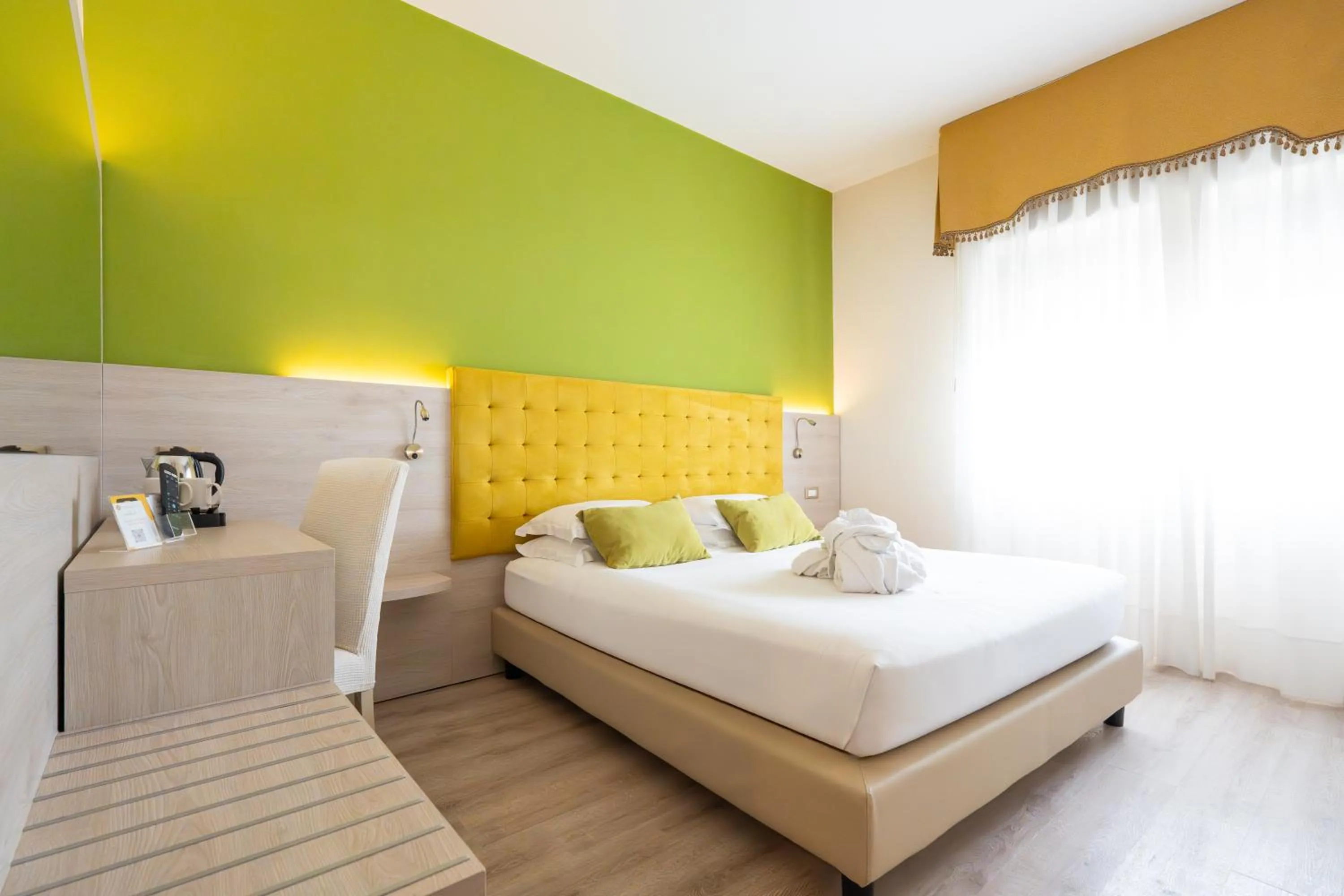 Bedroom, Bed in Hotel Castello Artemide Congressi