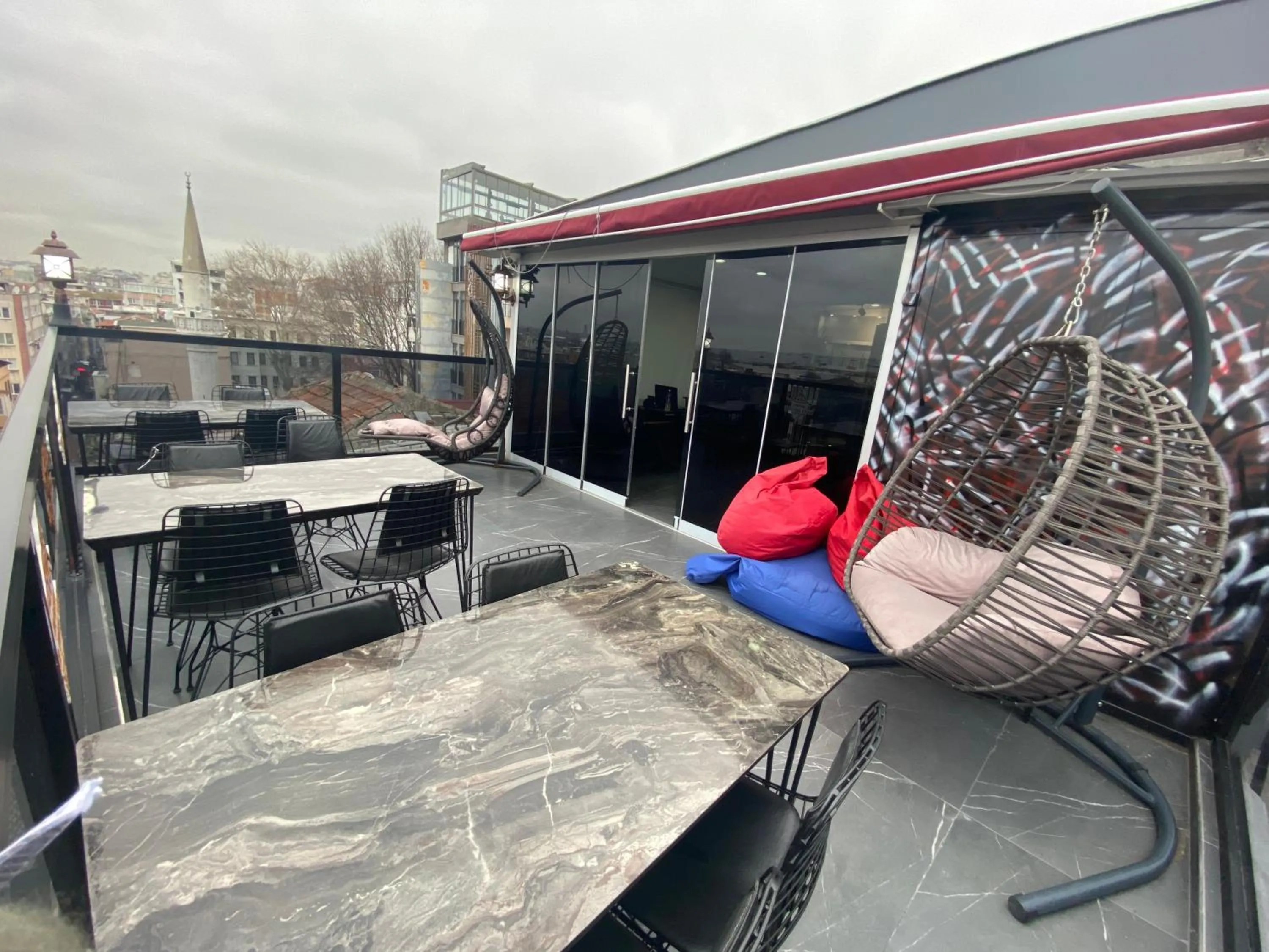 Restaurant/places to eat in Malakat Istanbul Hotel & Spa