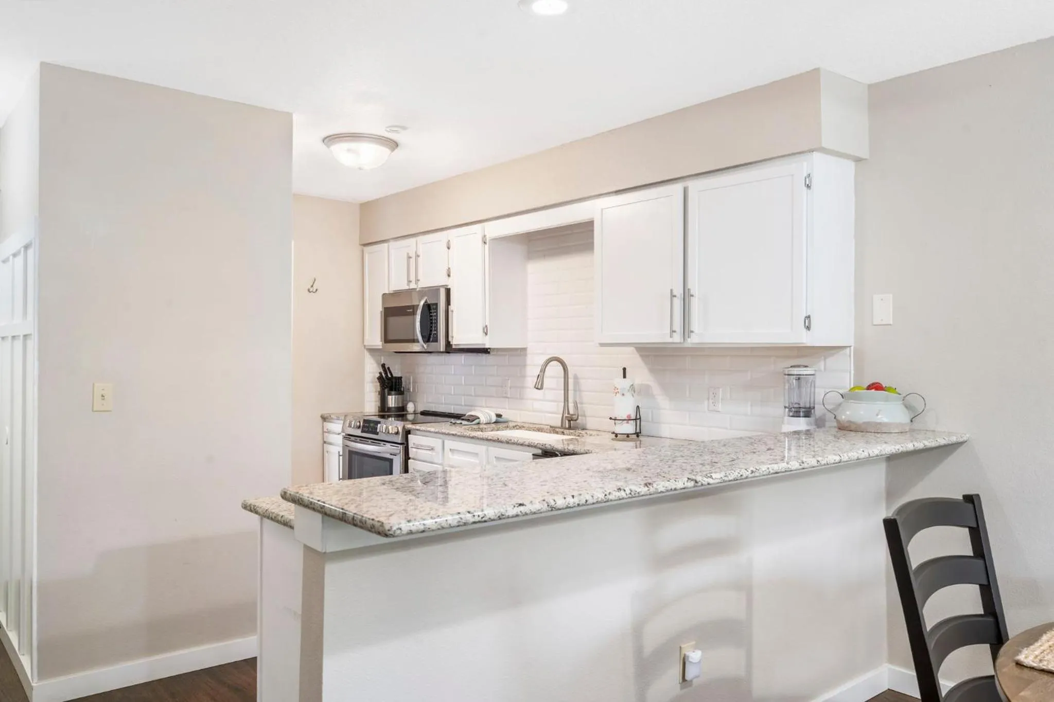 kitchen in Branson Getaway, Pools, Hot Tub & Lake Access