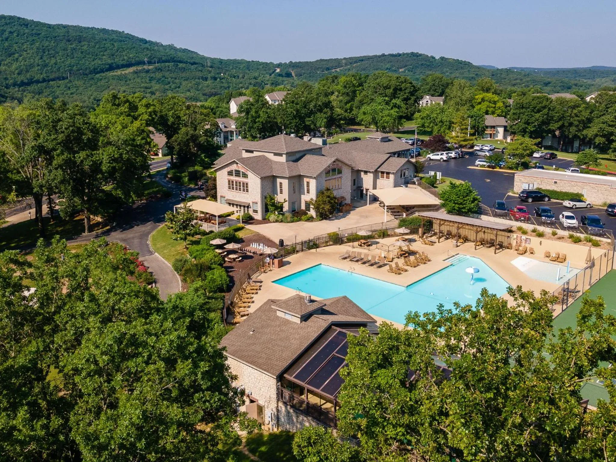 Swimming pool in Branson Getaway, Pools, Hot Tub & Lake Access