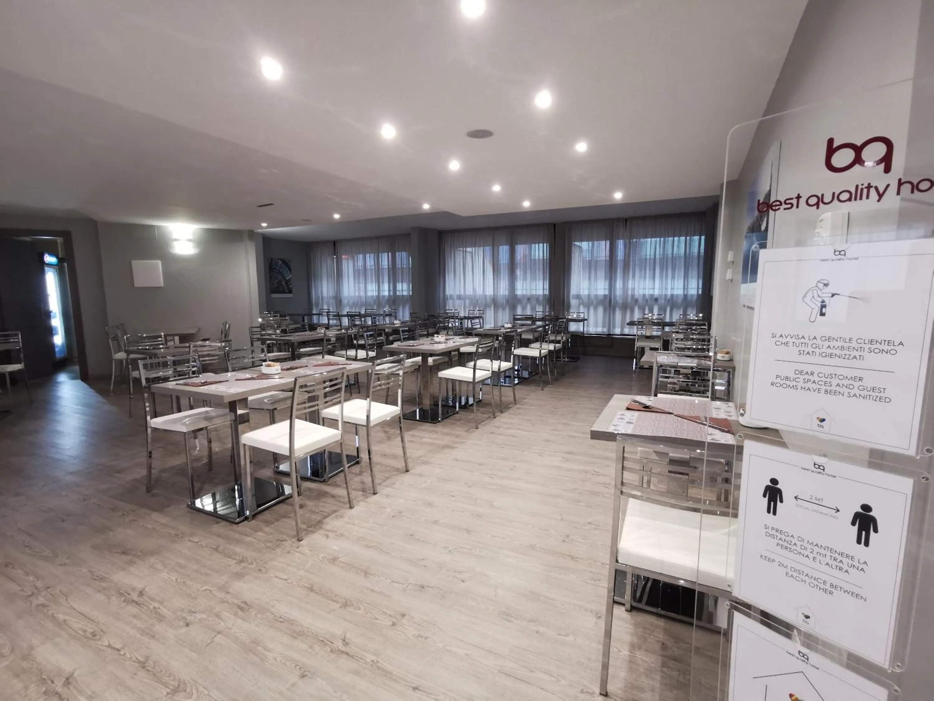 Restaurant/places to eat in Best Quality Hotel Politecnico