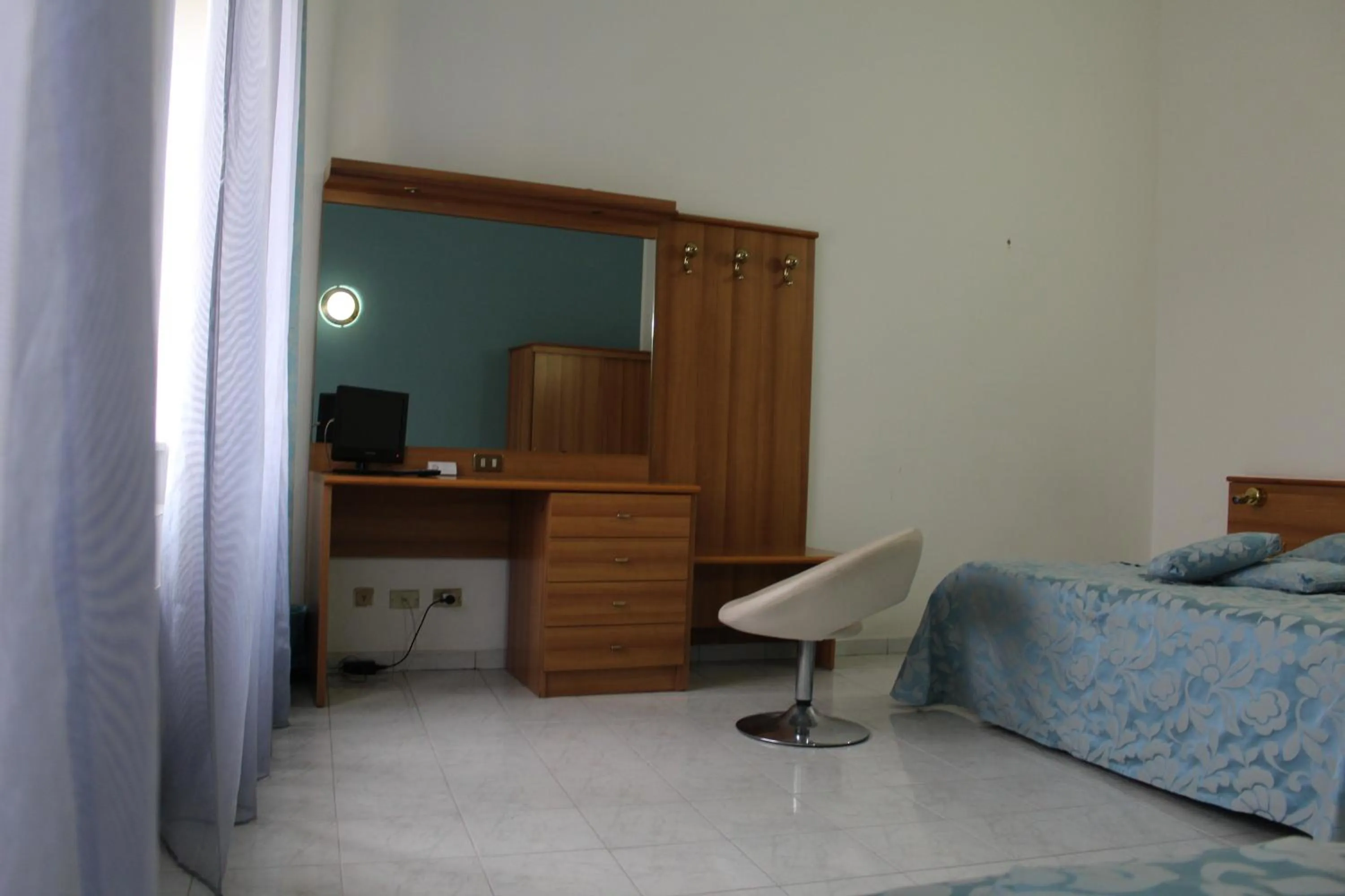Photo of the whole room in Hotel Santa Marta