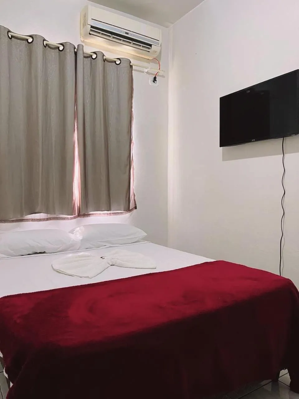 Bedroom, Bed in Pousada da Maira