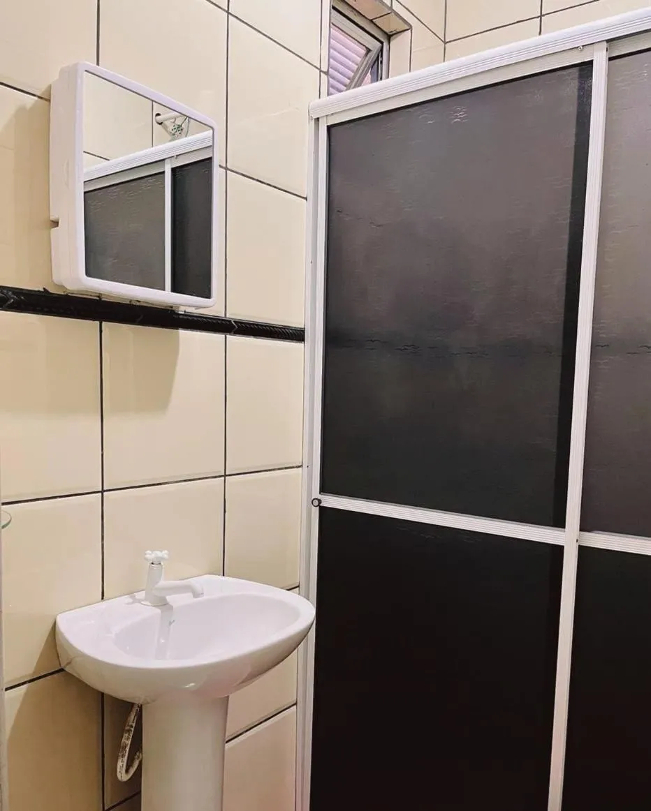 Bathroom in Pousada da Maira