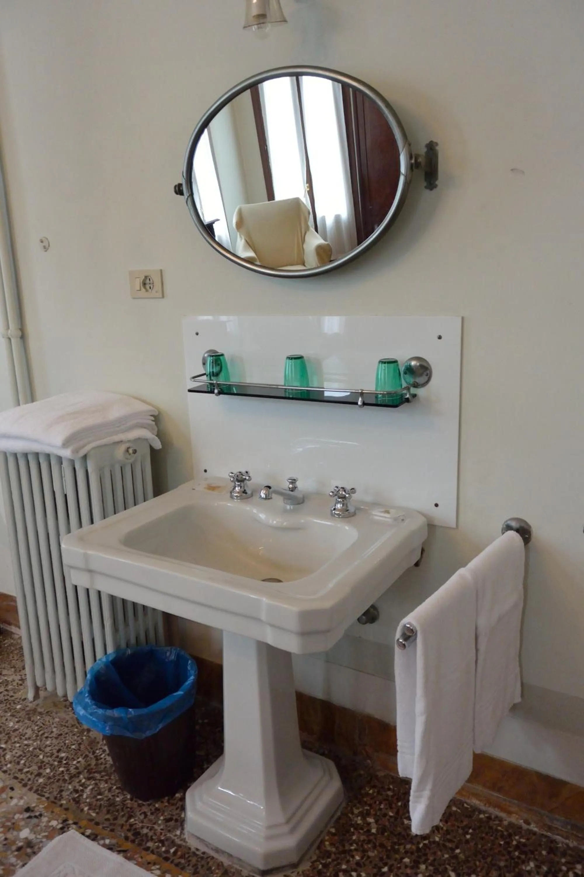 Bathroom in Pensione Seguso