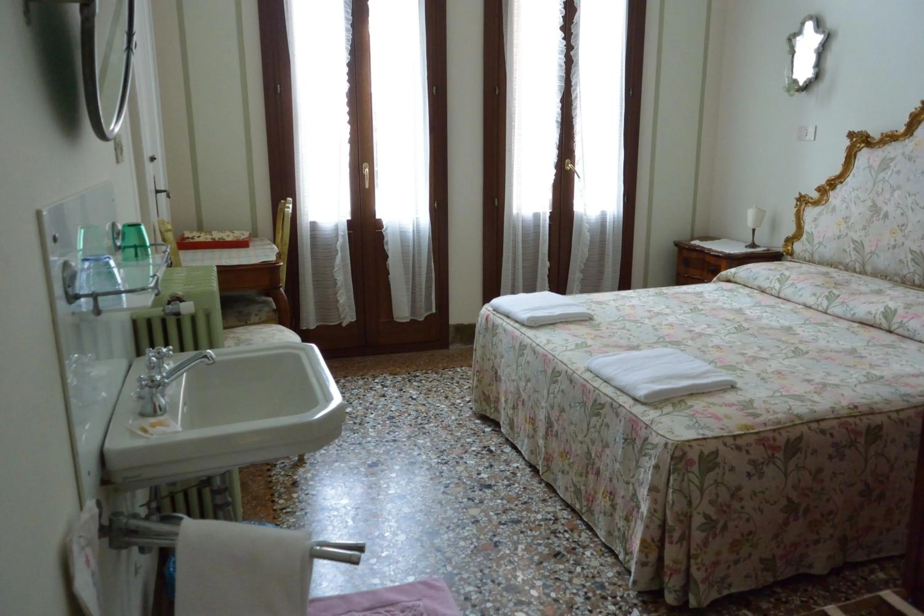 Bed in Pensione Seguso