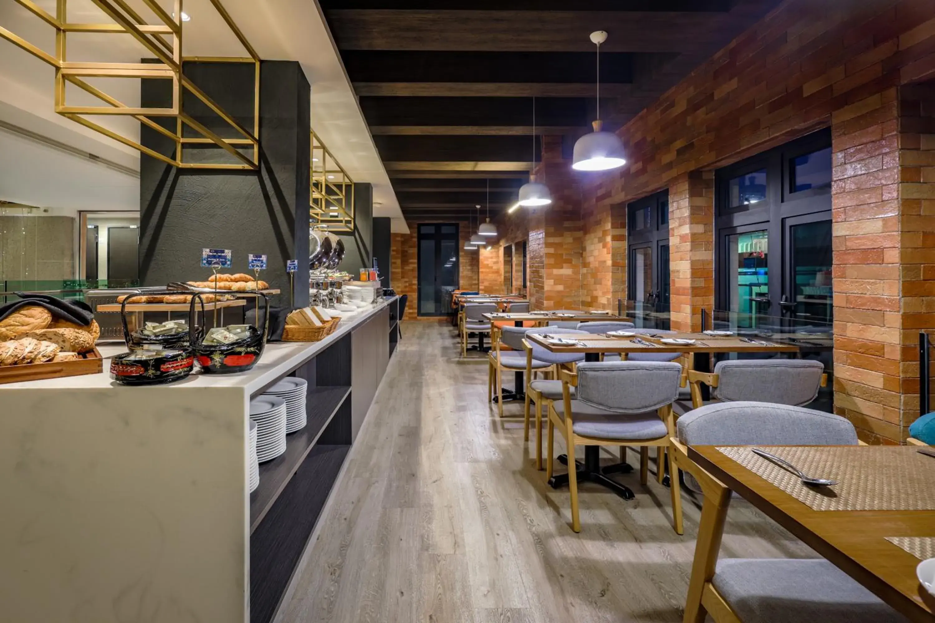 Restaurant/places to eat in Santa Grand Classic Kuala Lumpur, Chinatown Restaurant/places to eat in Santa Grand Classic Kuala Lumpur, Chinatown