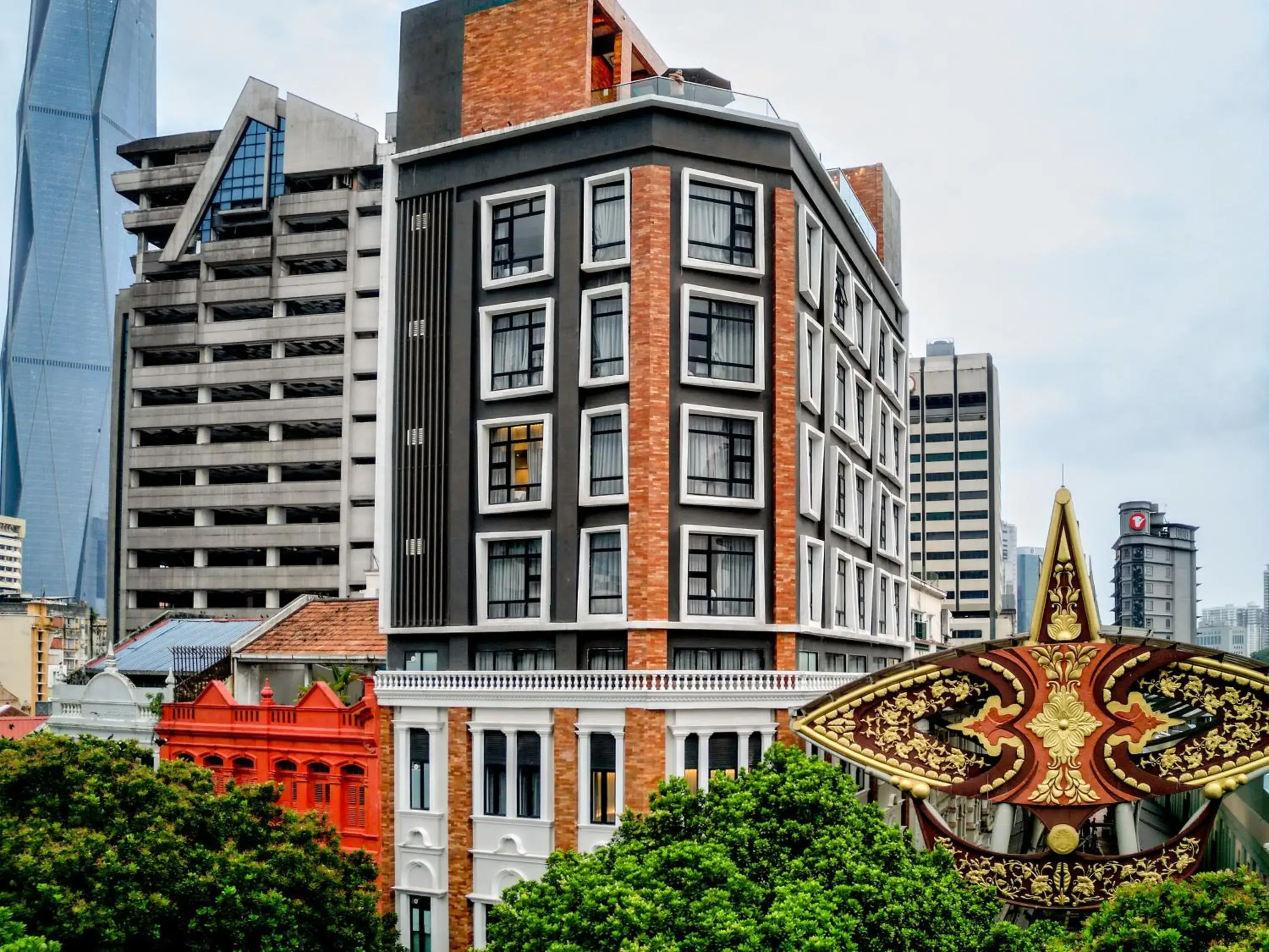 Property building in Santa Grand Classic Kuala Lumpur, Chinatown Property building in Santa Grand Classic Kuala Lumpur, Chinatown