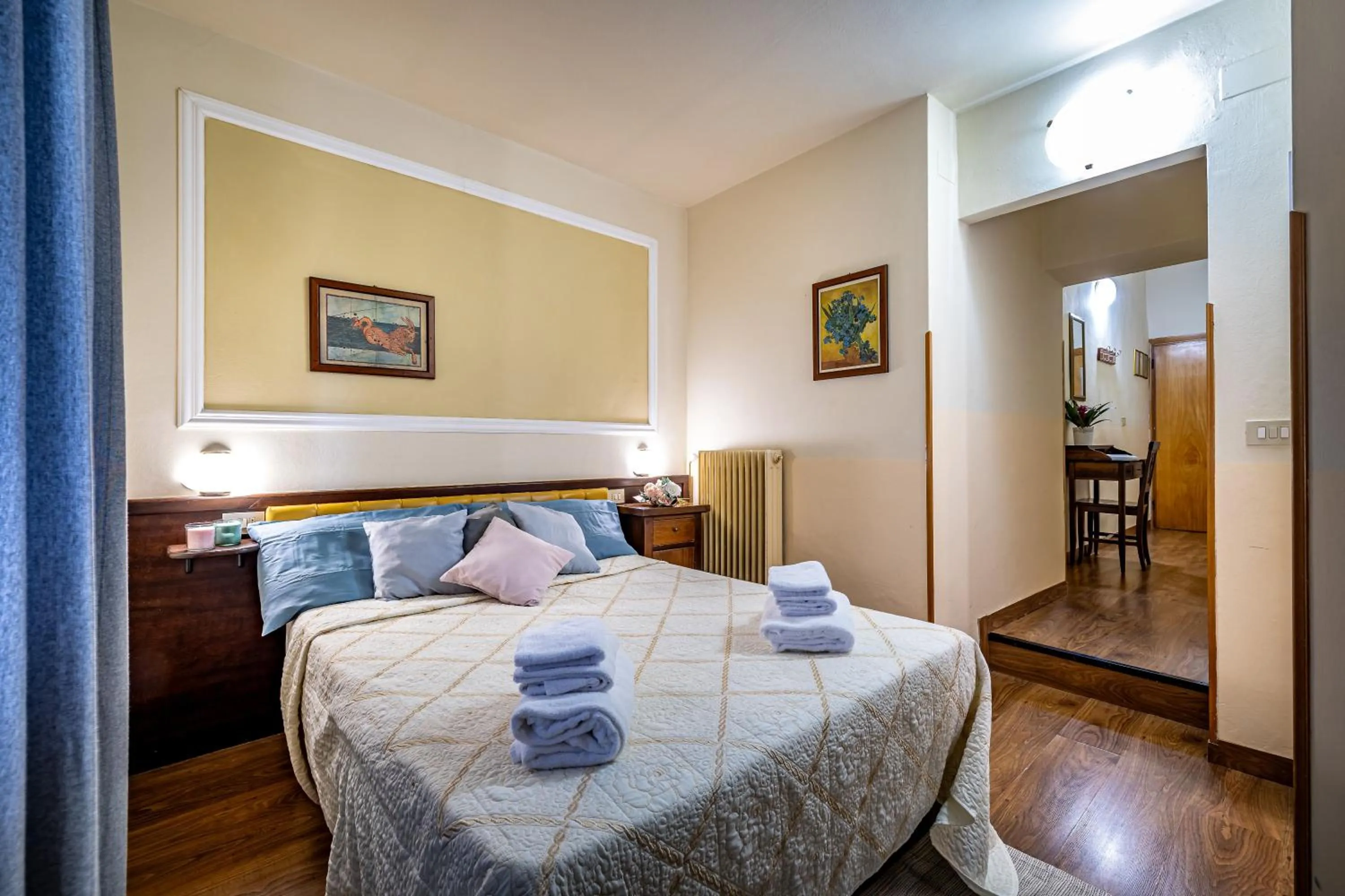 Bed in Hotel Minerva