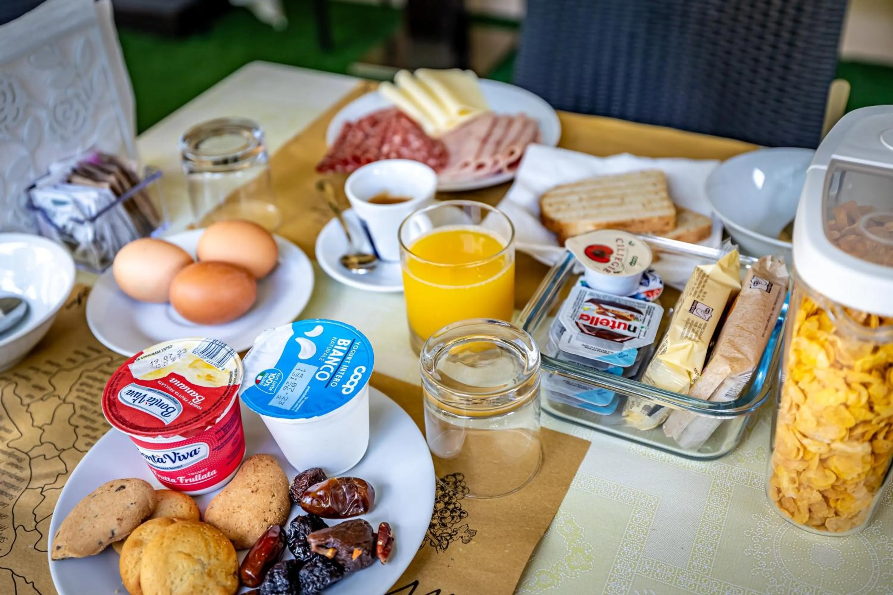 Breakfast in Hotel Minerva