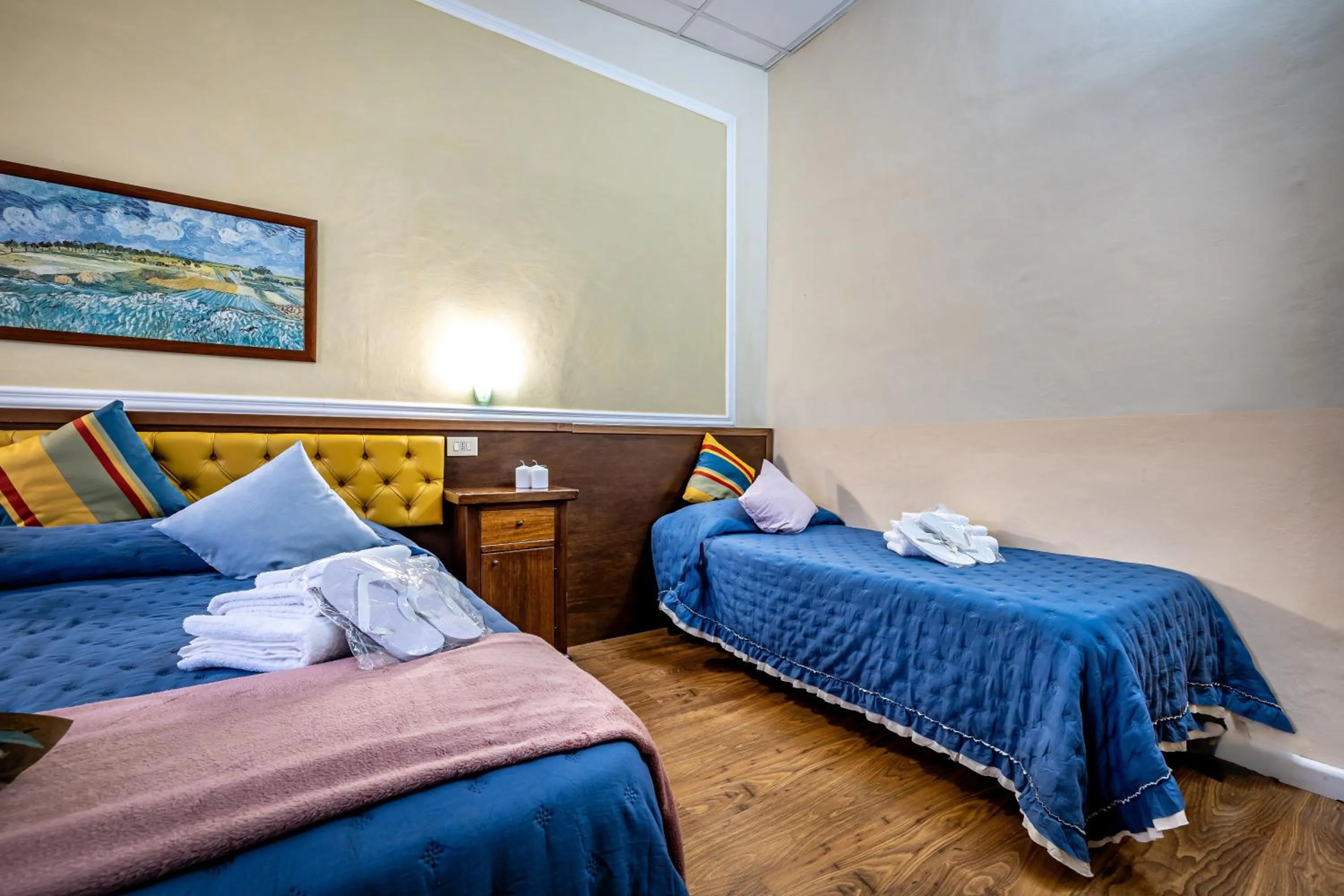 Photo of the whole room, Bed in Hotel Minerva