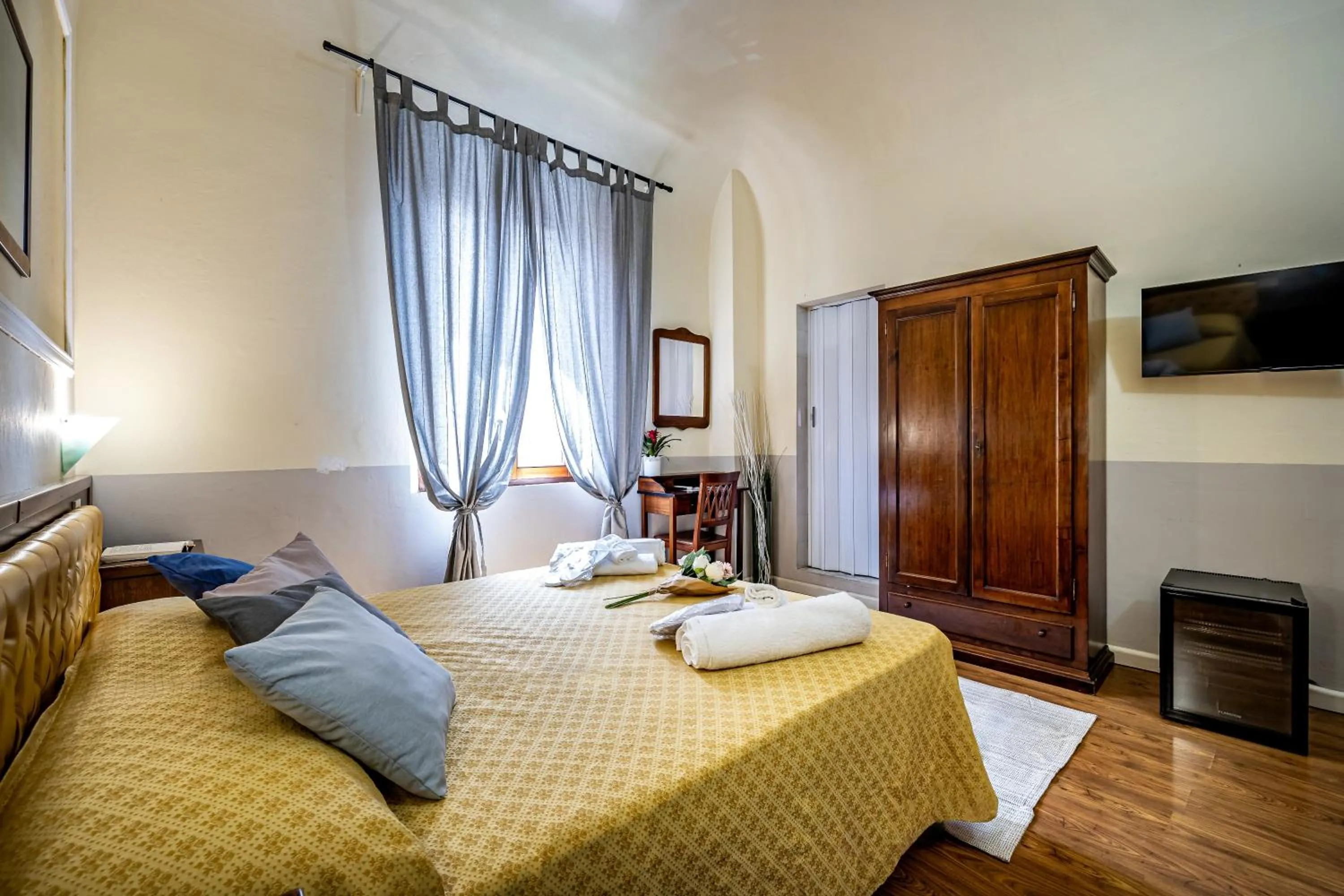 Bed in Hotel Minerva