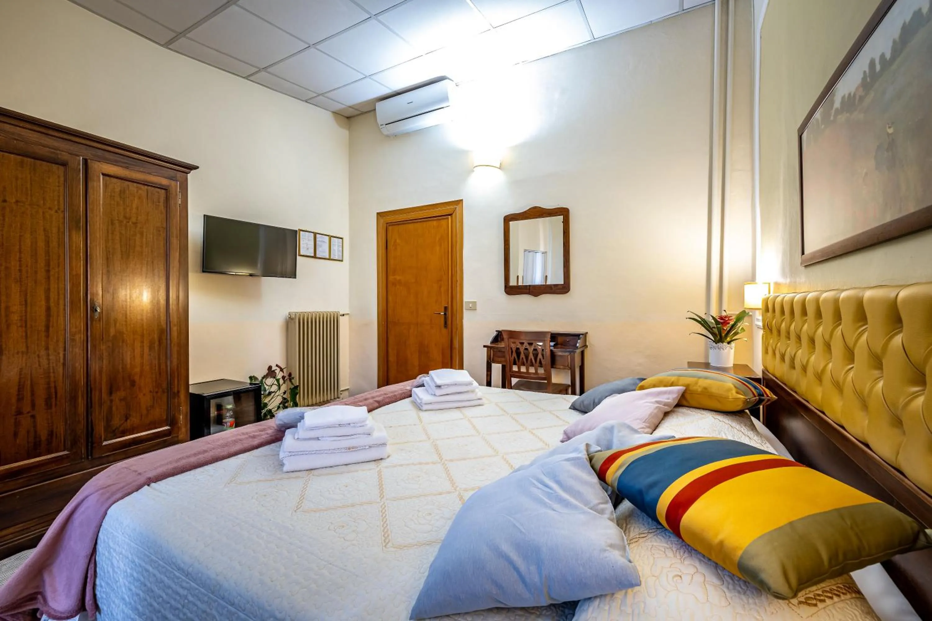 Bed in Hotel Minerva