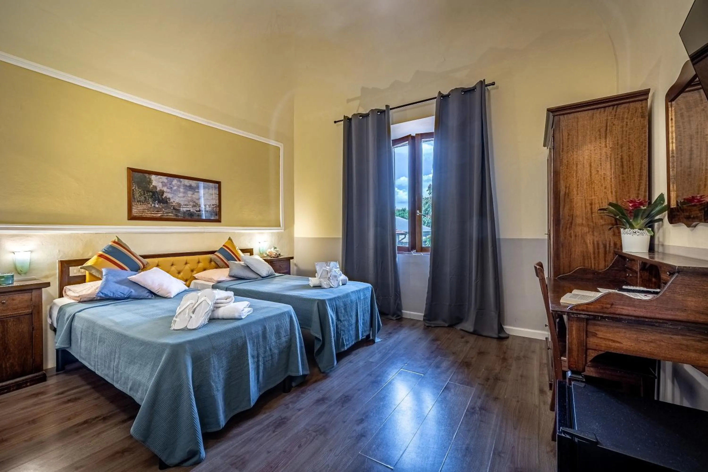 Bed in Hotel Minerva