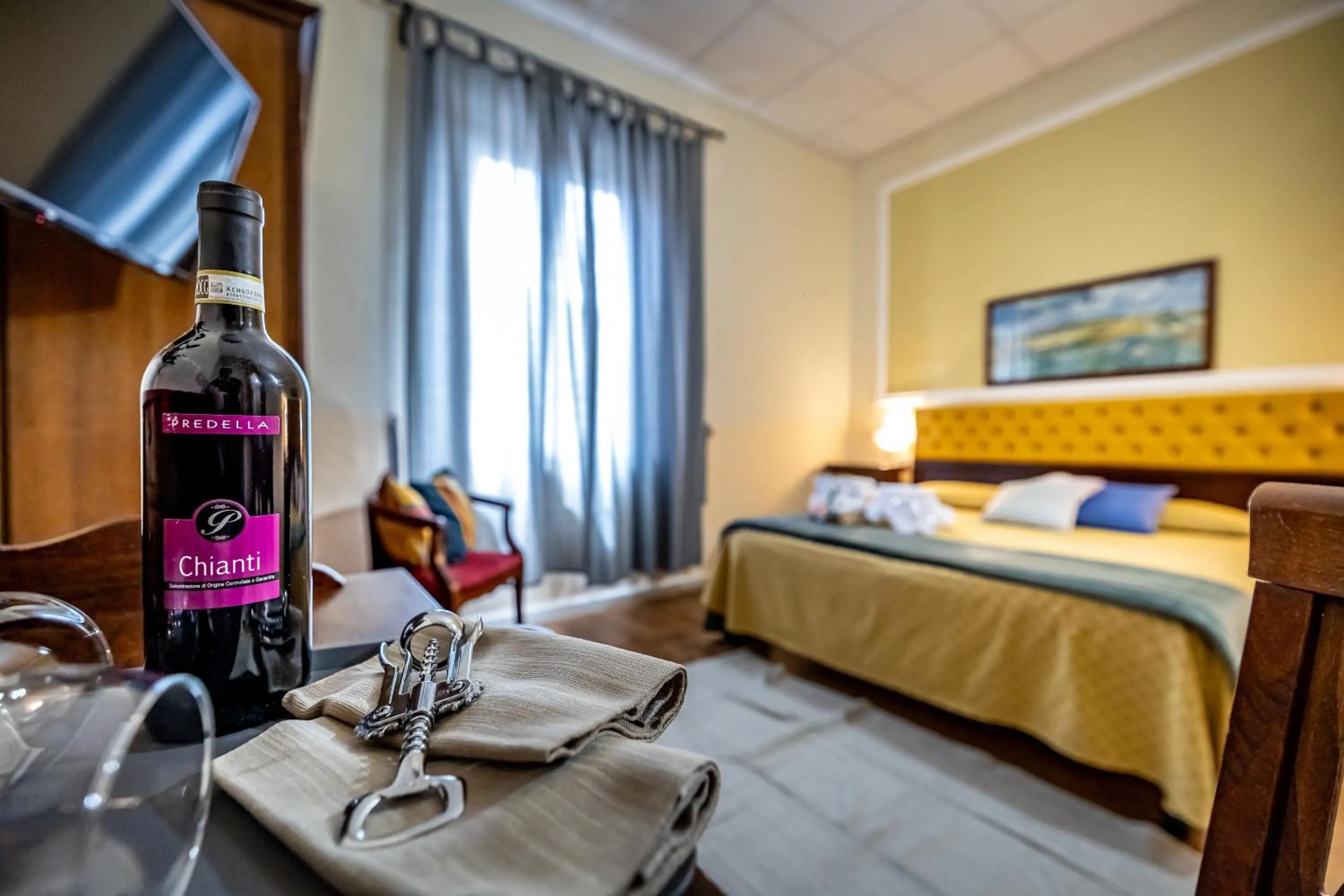 Bed in Hotel Minerva