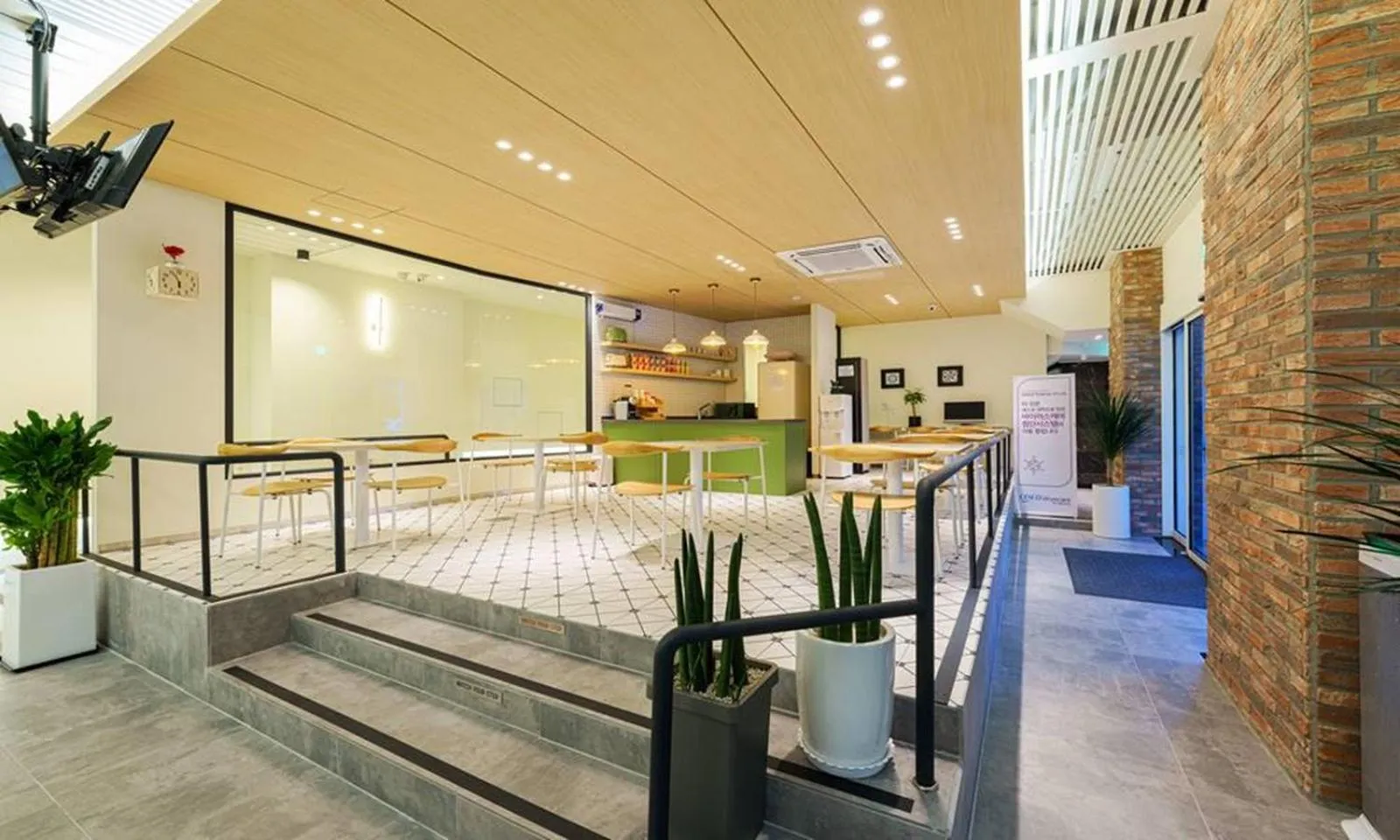 Bed in Gumi time hotel