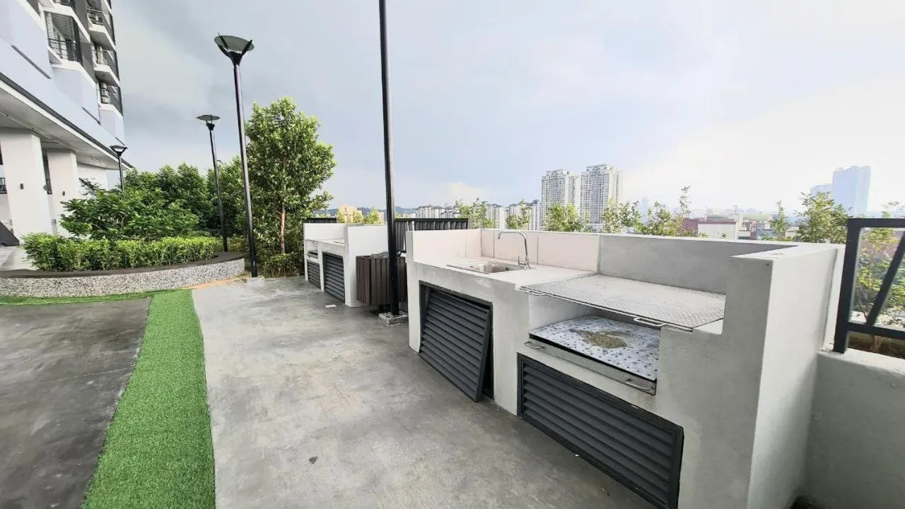 BBQ facilities in Shoppingmall condo sri petaling, Near Bukit jalil 1