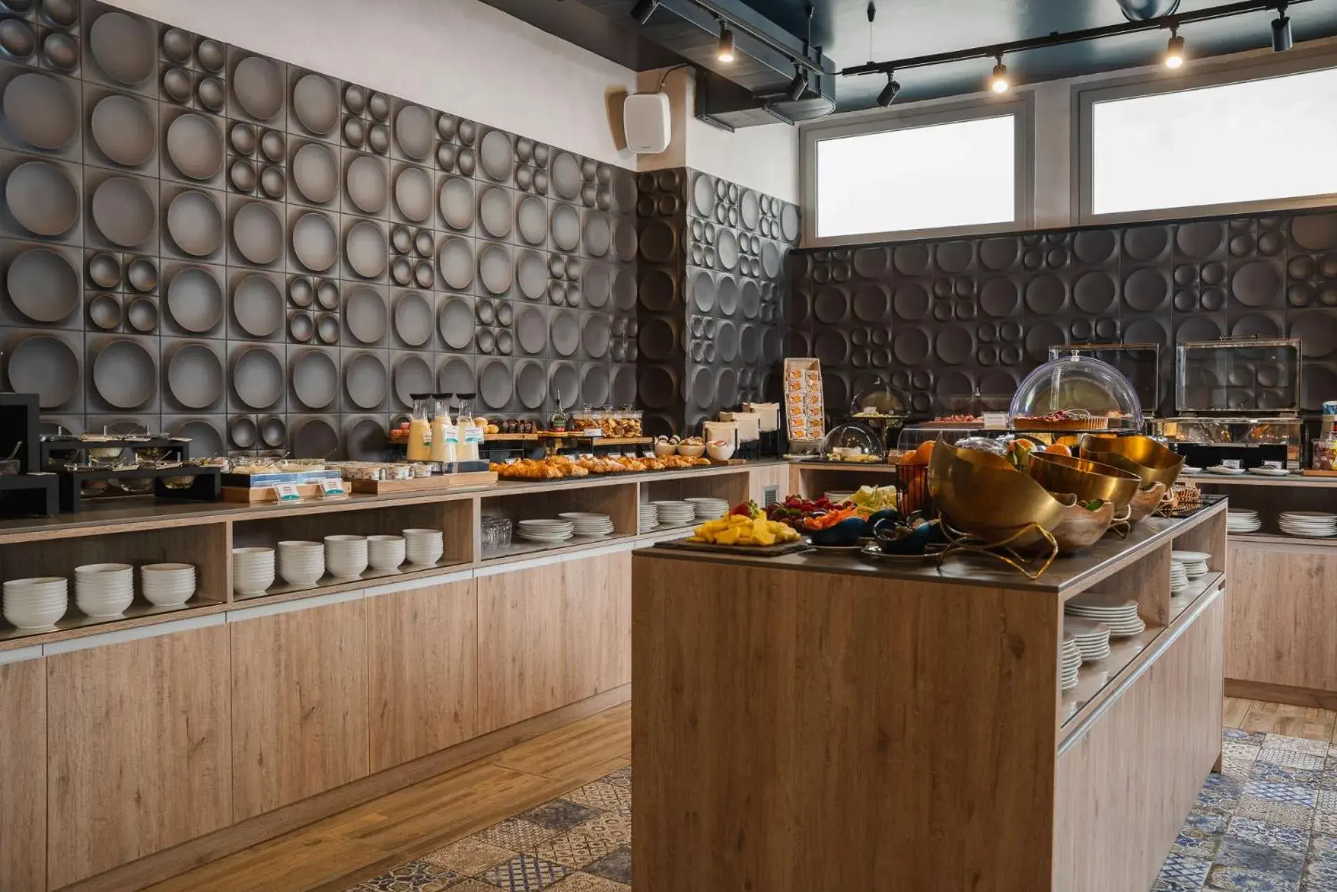 Buffet breakfast in iQ Hotel Firenze Buffet breakfast in iQ Hotel Firenze