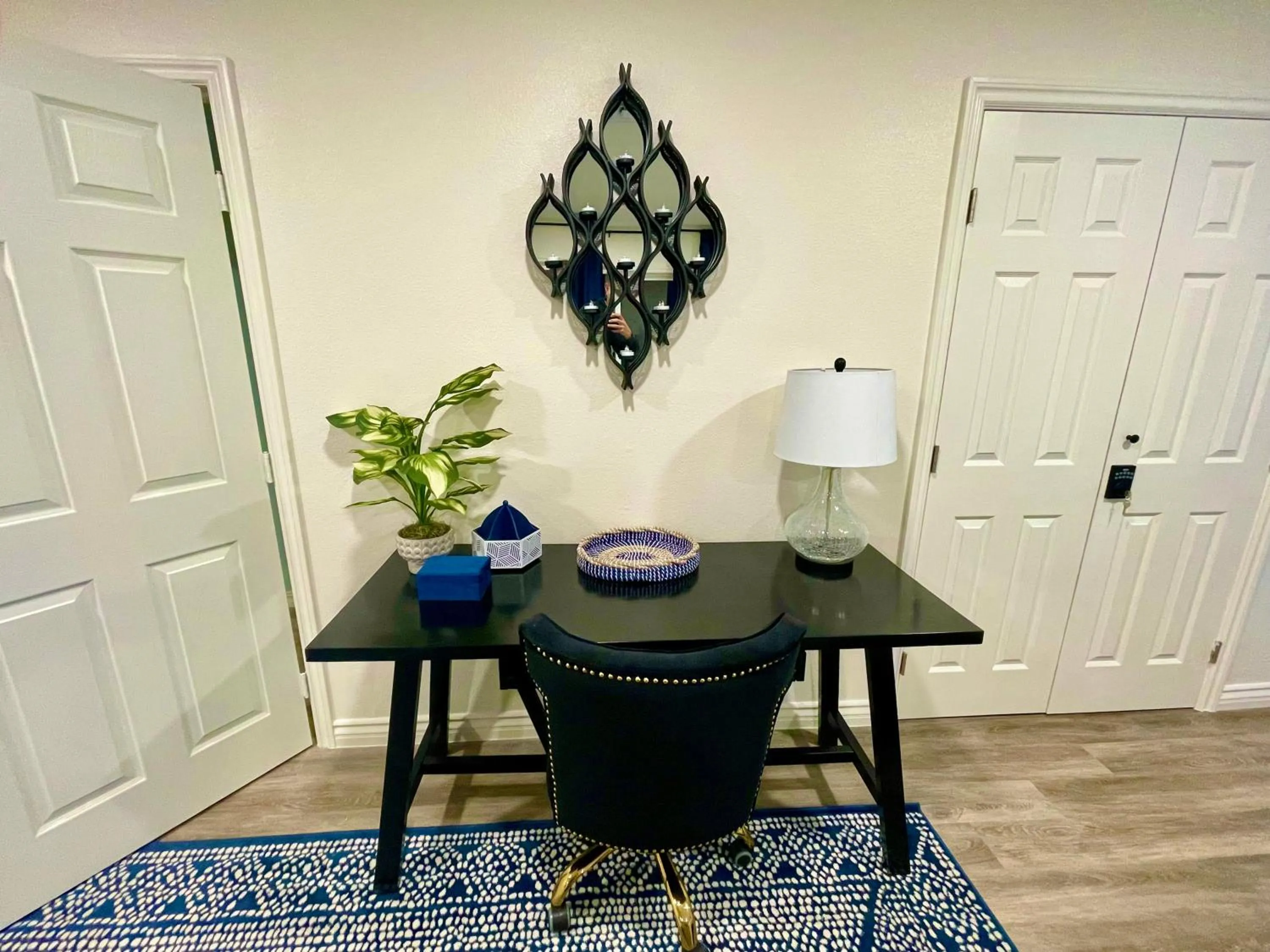 Buddha Mansion Luxury Resort - 8BR Modern, HotTub, Huge pool, Sauna, BBQ grill, Game Room