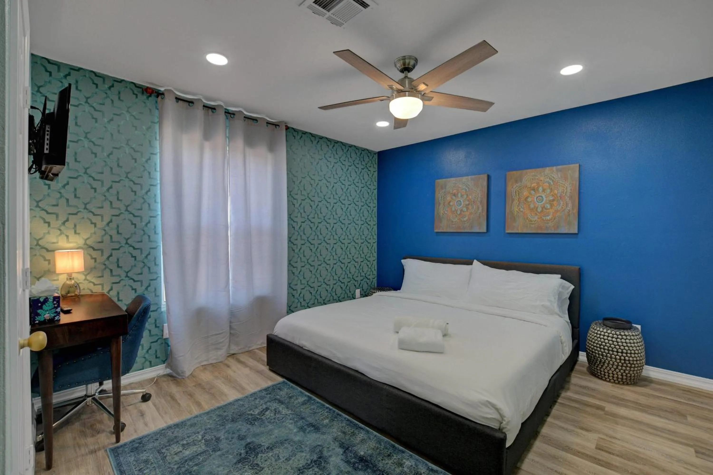 TV and multimedia, Bed in Buddha Mansion Luxury Resort - 8BR Modern, HotTub, Huge pool, Sauna, BBQ grill, Game Room