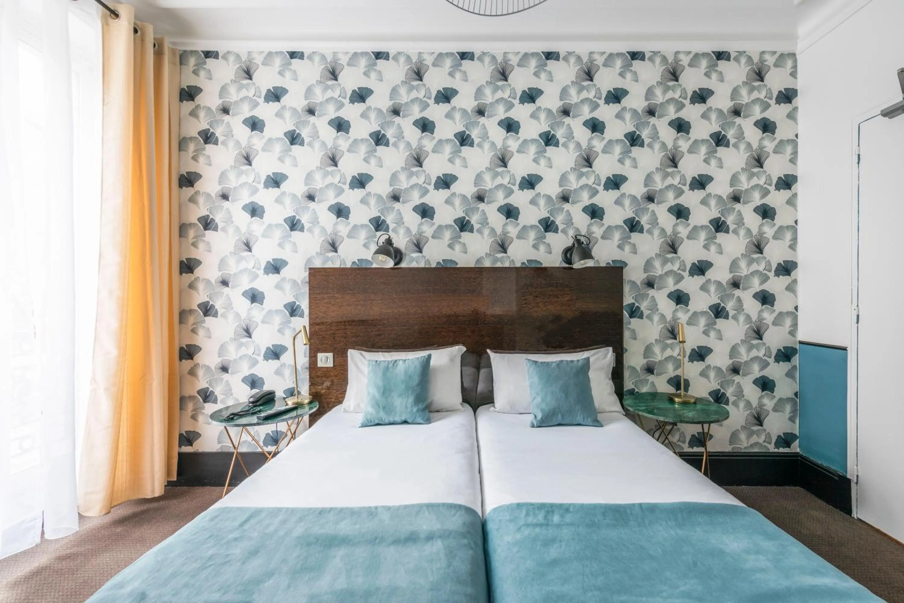 Bed in Lennon by Avalon Hotel Paris Gare du Nord