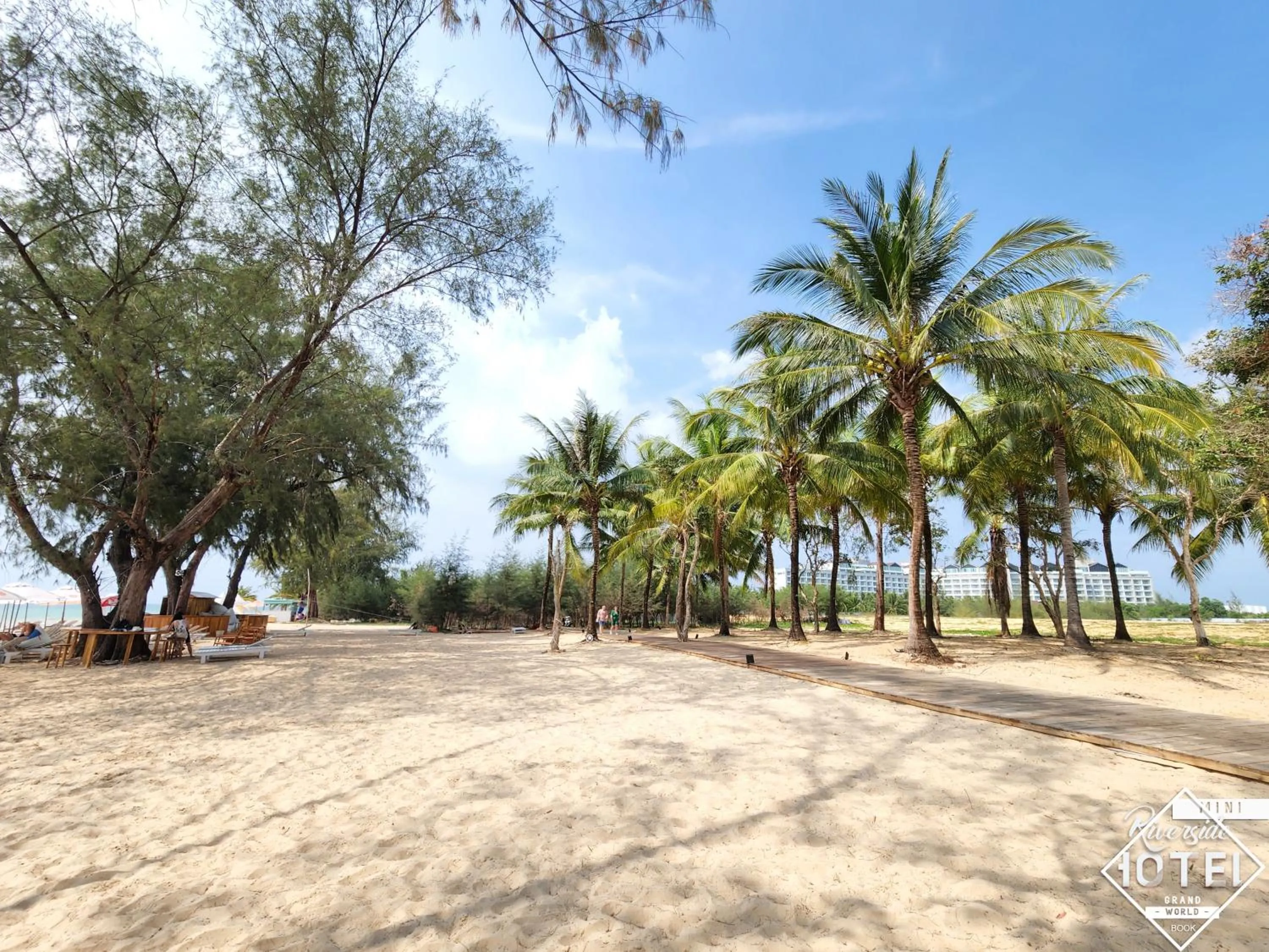 Beach in Riverside Mini Hotel Grand World Phu Quoc