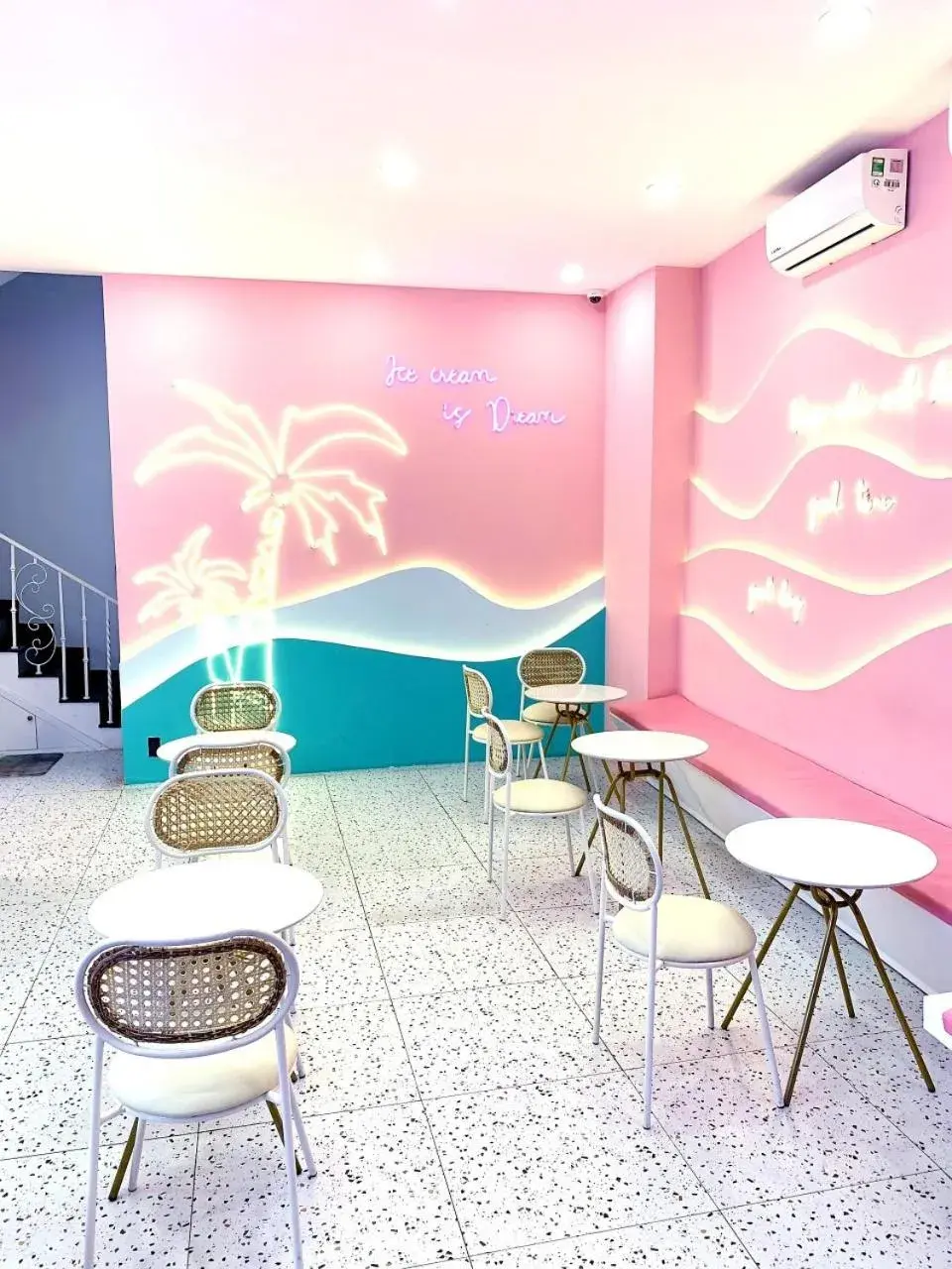 Lobby or reception in Riverside Mini Hotel Grand World Phu Quoc Lobby or reception in Riverside Mini Hotel Grand World Phu Quoc