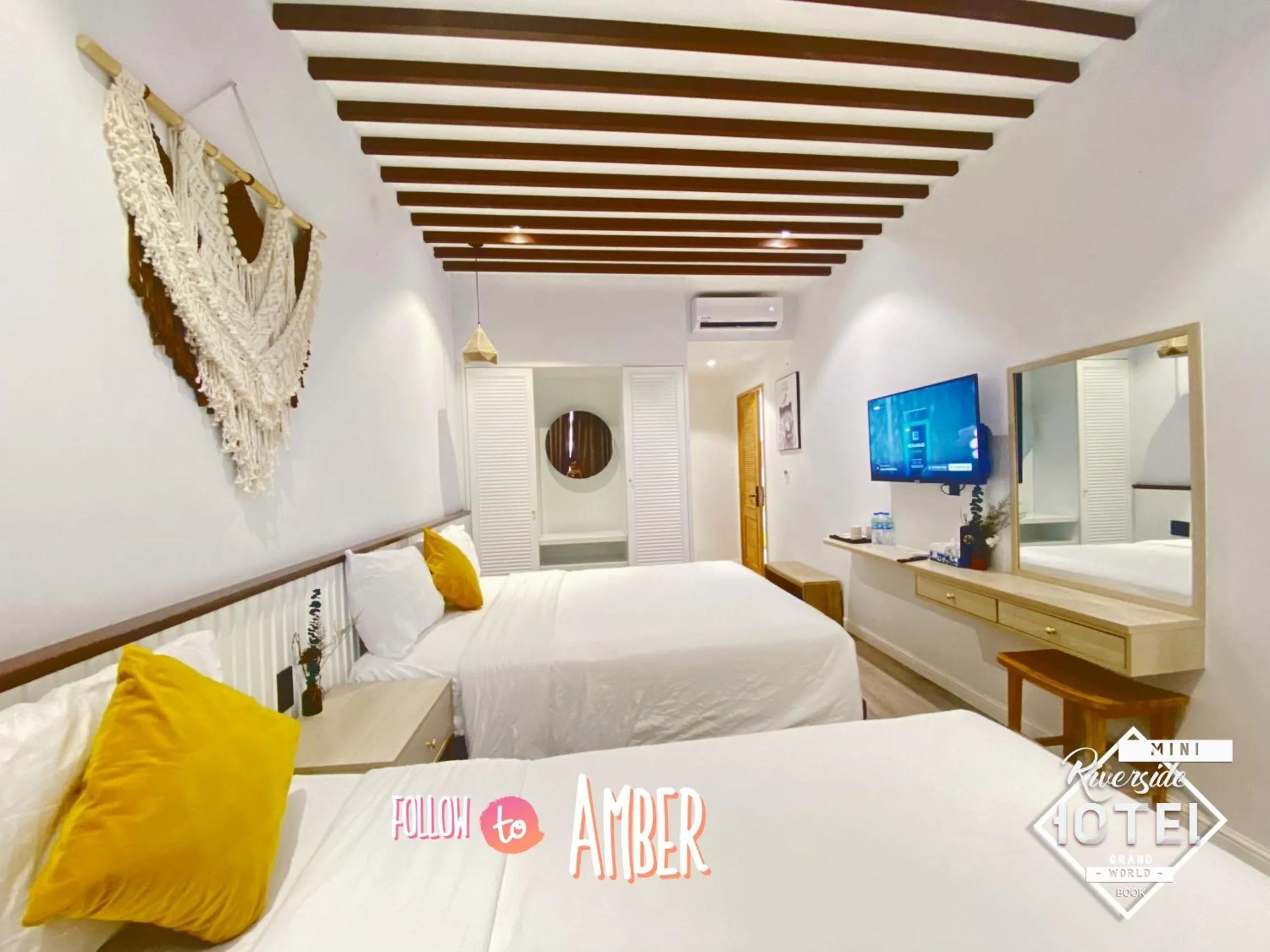 Bedroom, Bed in Riverside Mini Hotel Grand World Phu Quoc