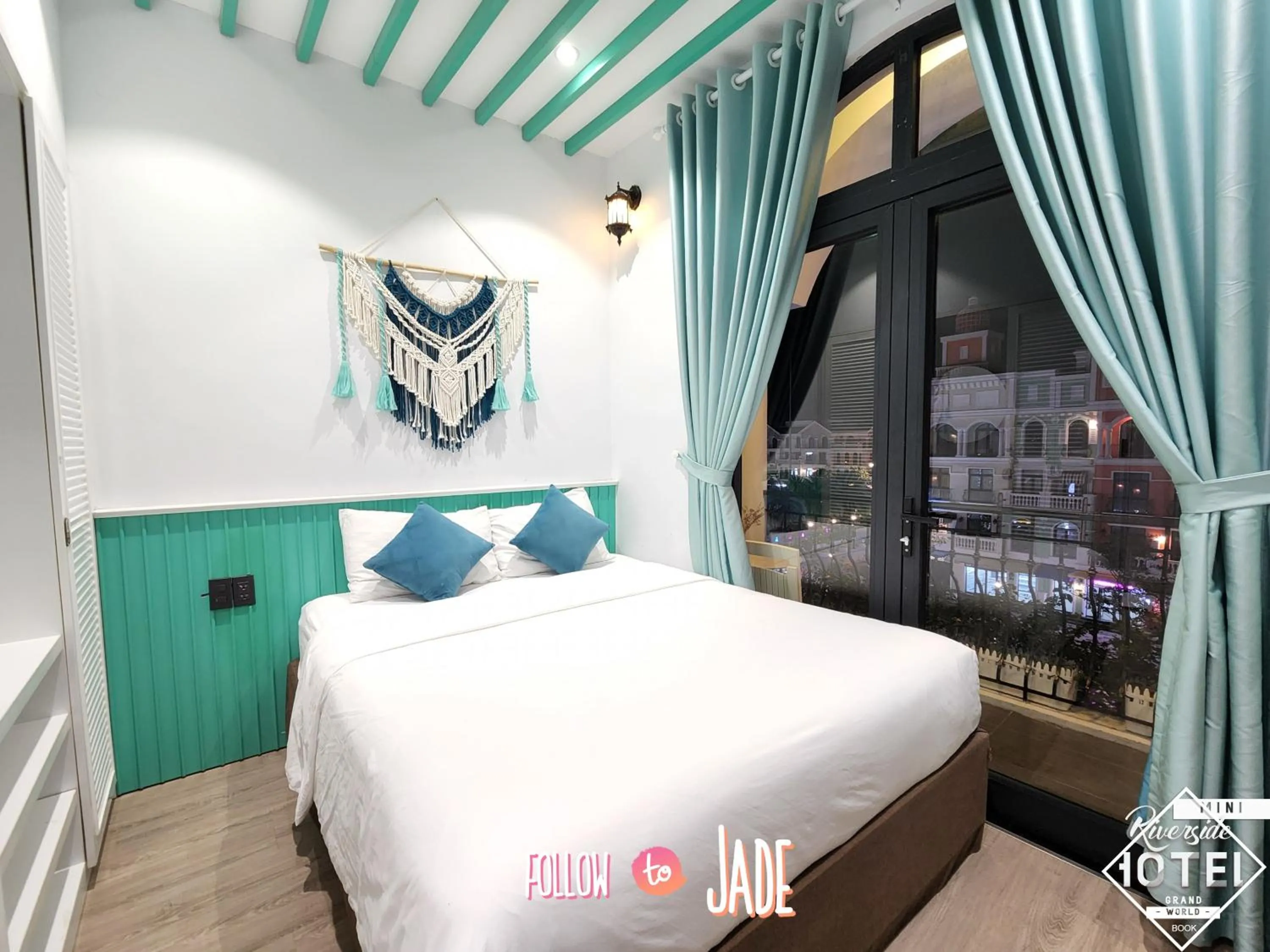 Bedroom, Bed in Riverside Mini Hotel Grand World Phu Quoc