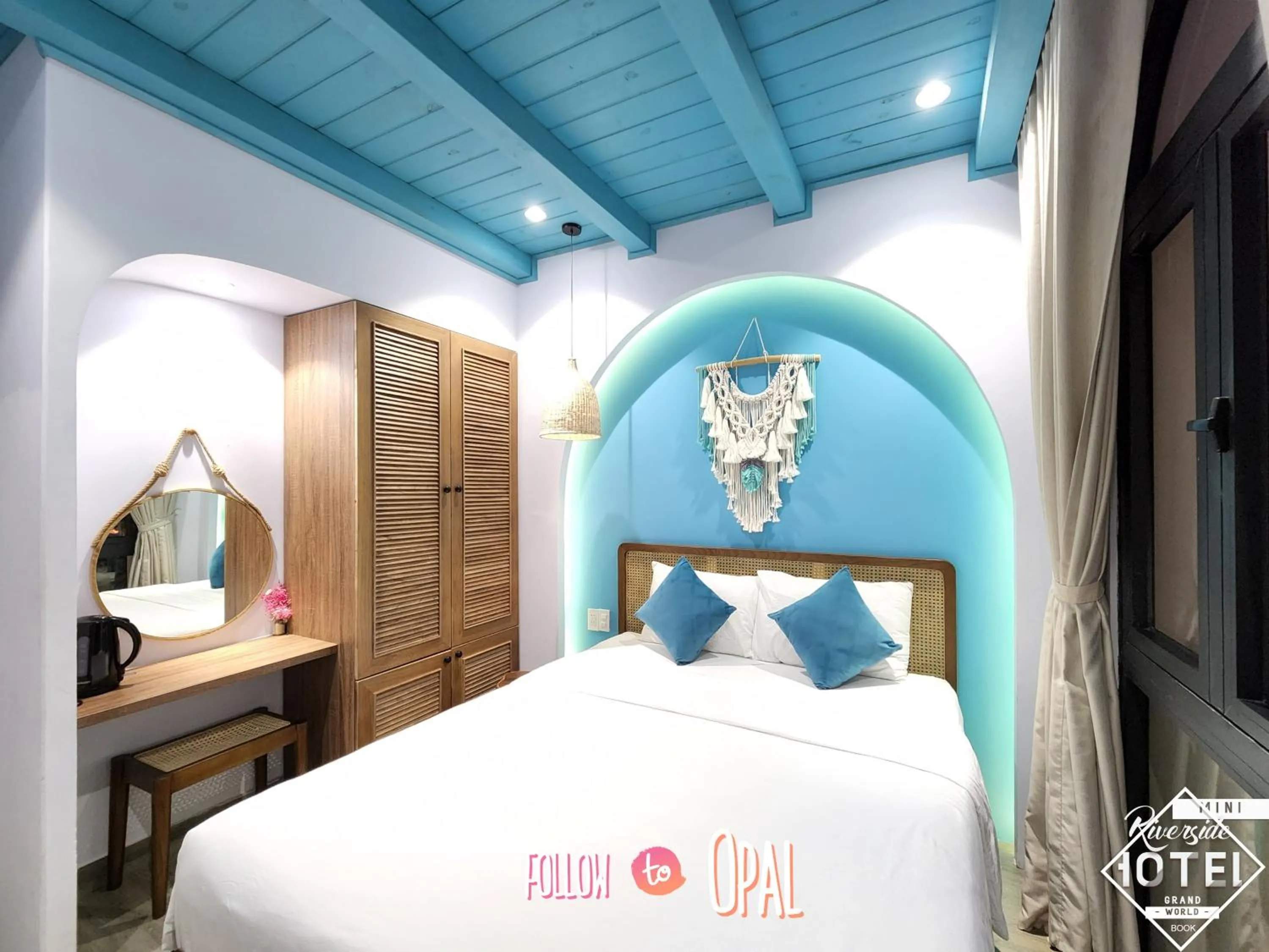Bedroom, Bed in Riverside Mini Hotel Grand World Phu Quoc