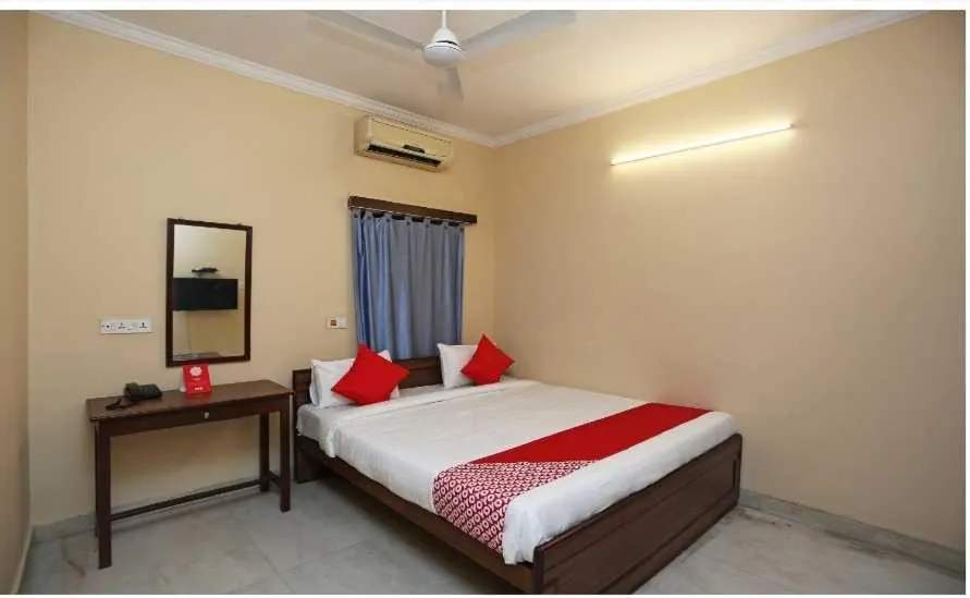 Bedroom, Bed in Hotel O Vanshika