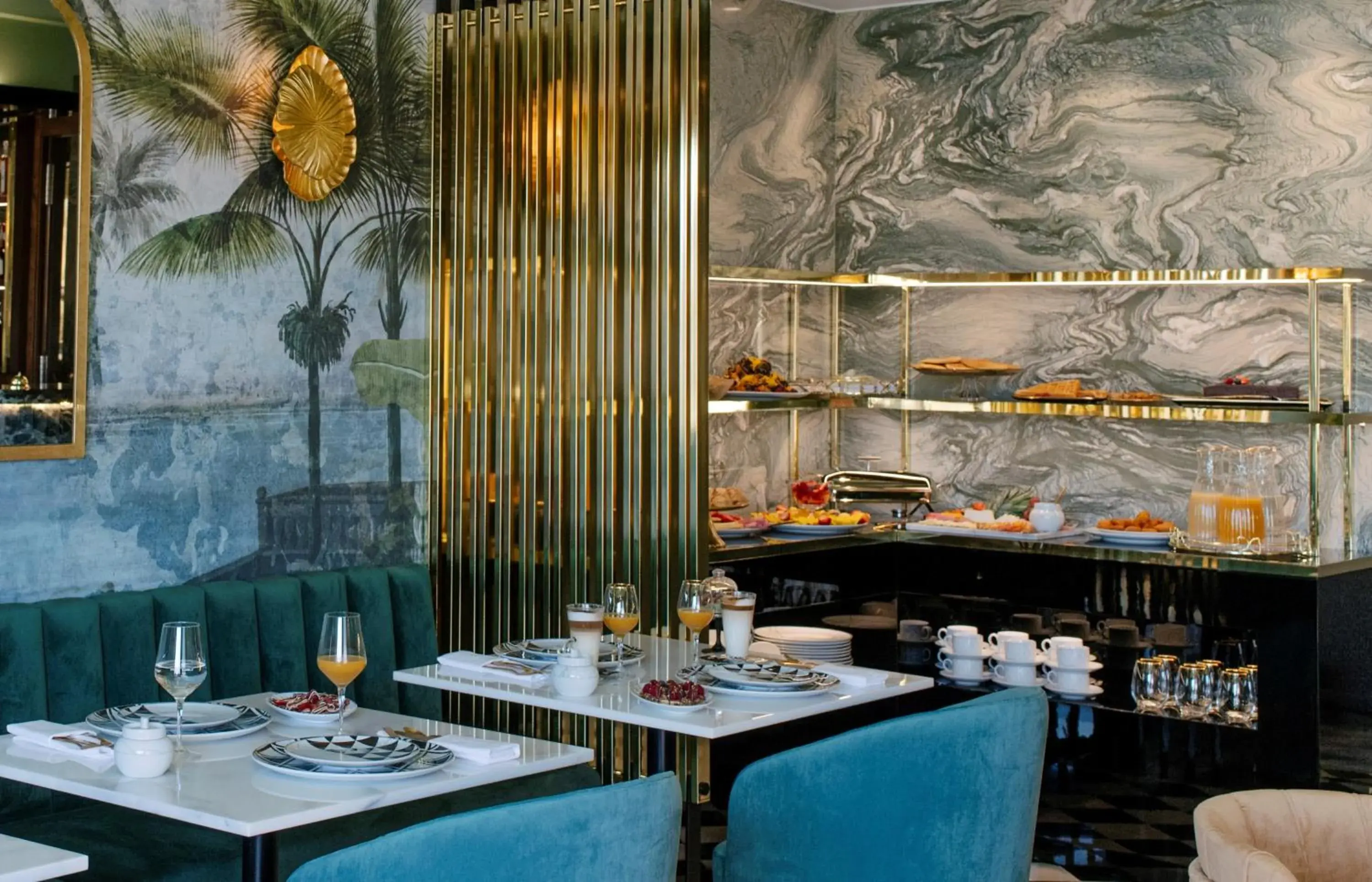 Breakfast in 1877 Estrela Palace Breakfast in 1877 Estrela Palace