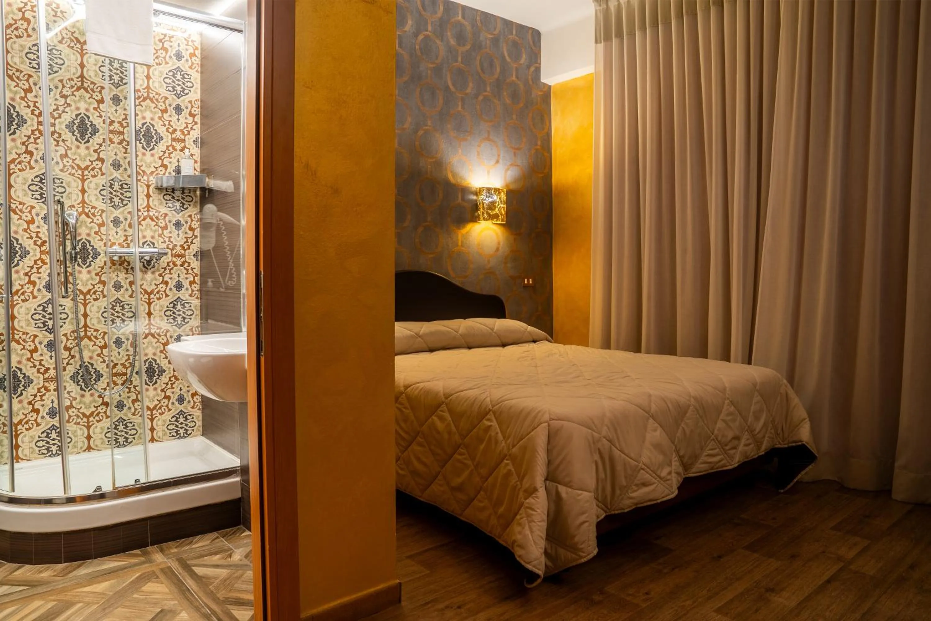 Bedroom, Bed in Hotel Il Guercino